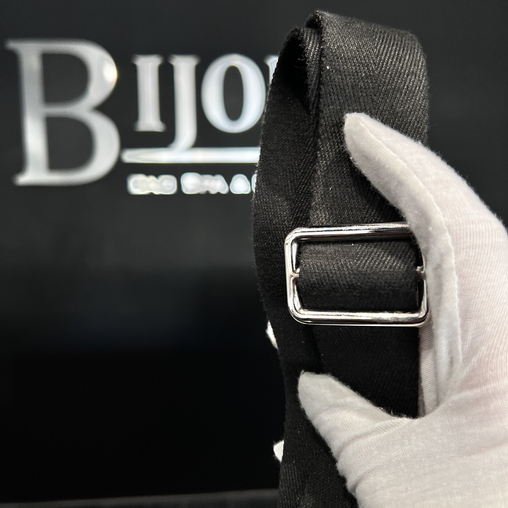 Louis Vuitton SOLD - Louis Vuitton Monogram Macassar MM