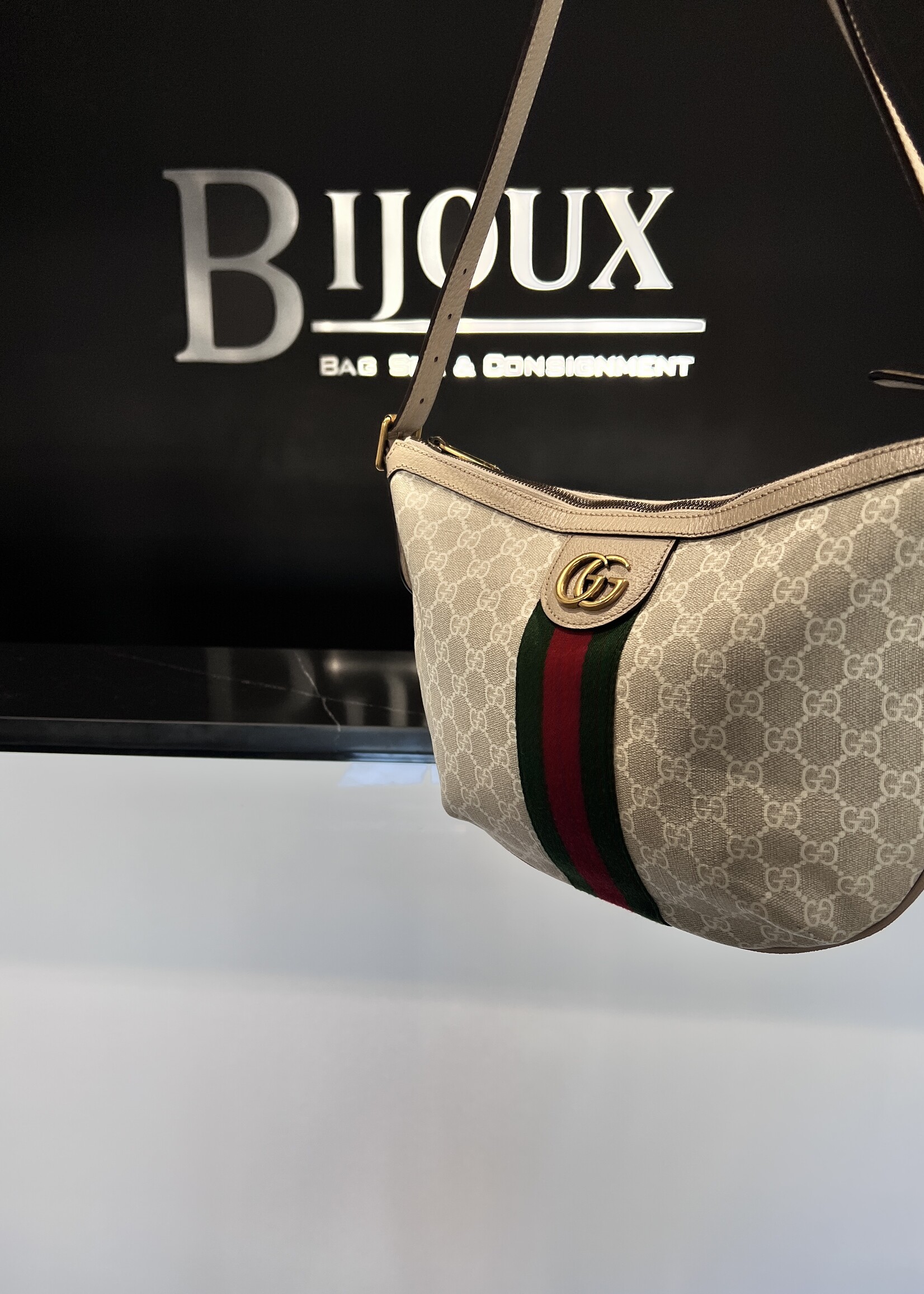 Gucci SOLD - Gucci Ophidia Messenger