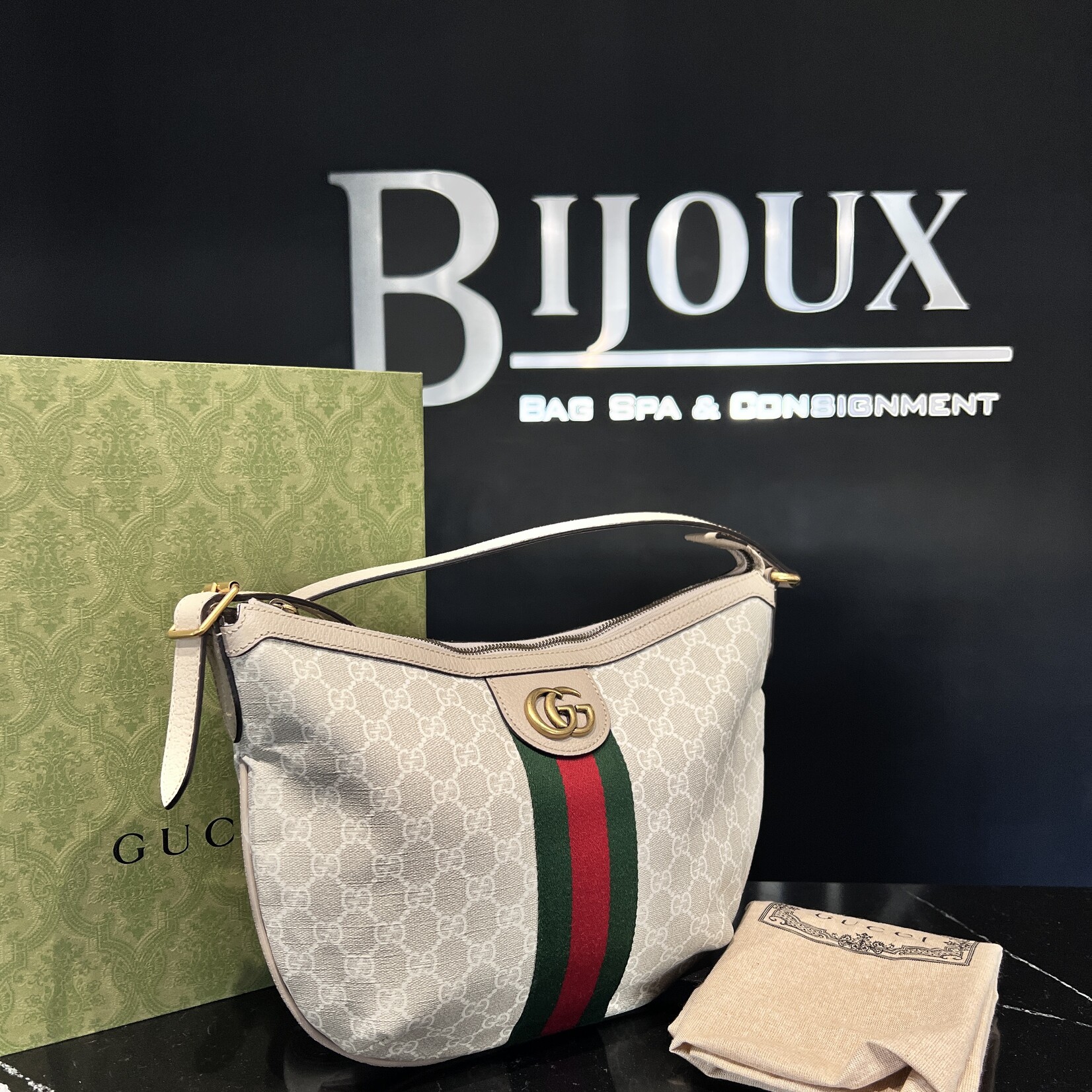 Gucci SOLD - Gucci Ophidia Messenger