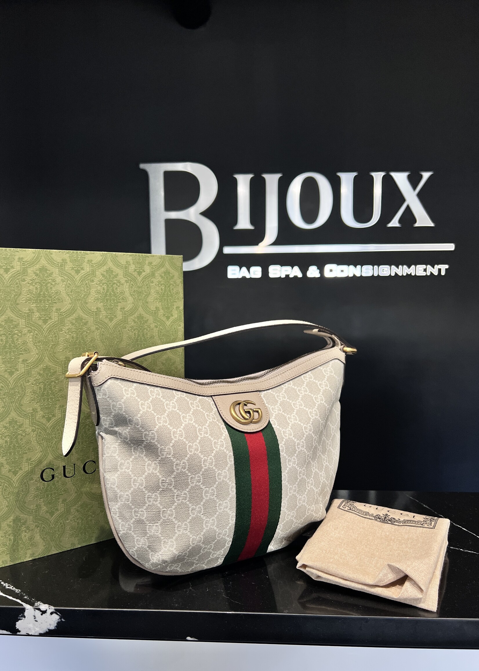 Gucci SOLD - Gucci Ophidia Messenger