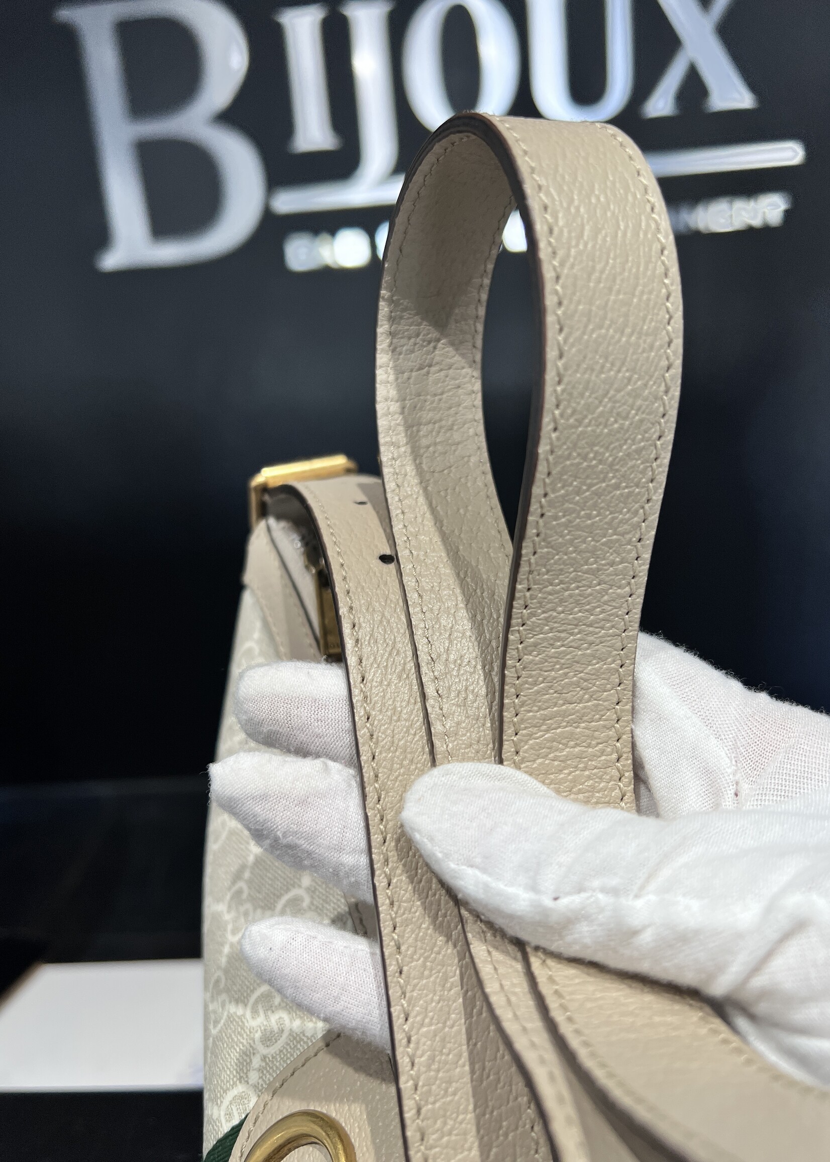 Gucci SOLD - Gucci Ophidia Messenger