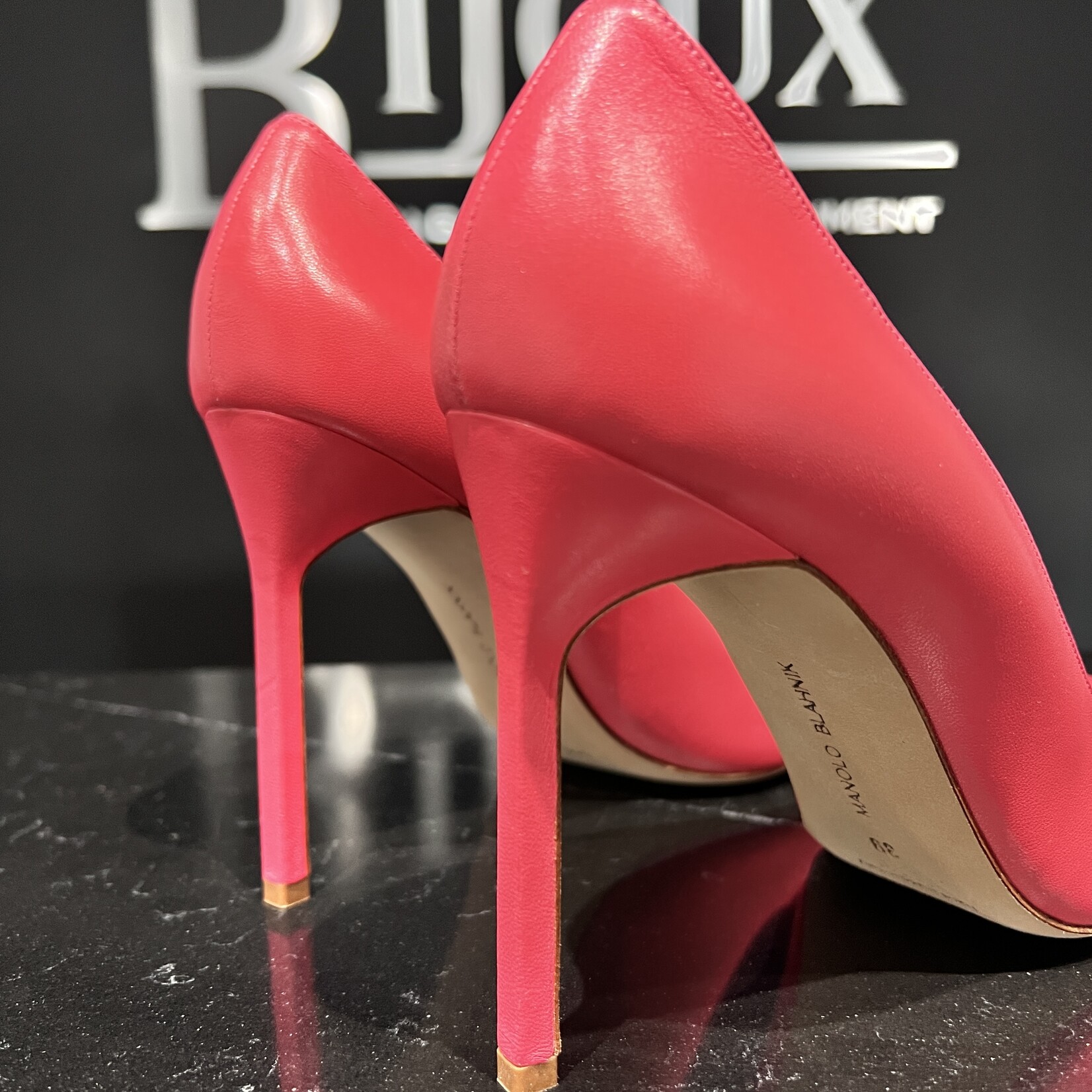 Manolo Blahnik Manolo Blahnik Pink Heels 39