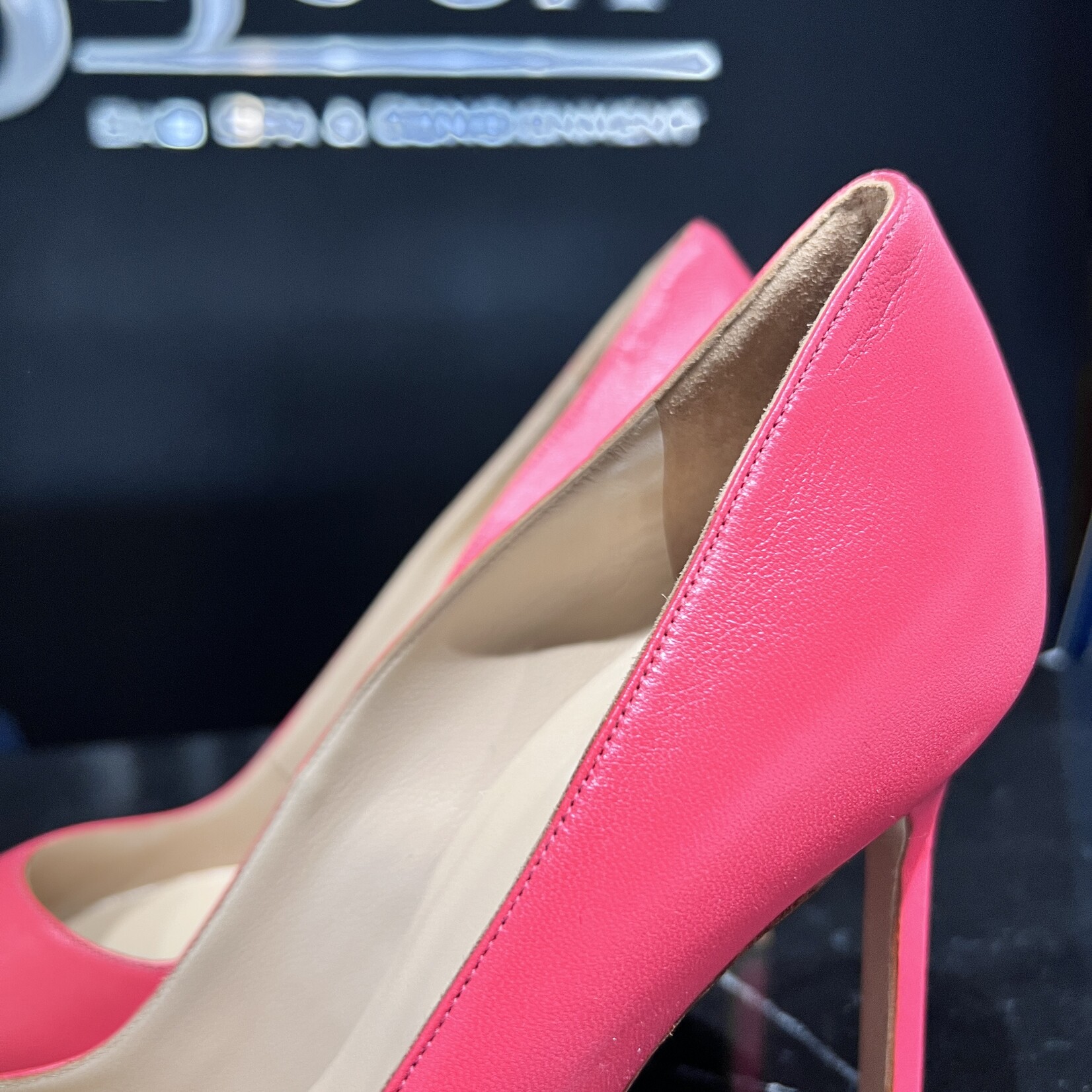 Manolo Blahnik Manolo Blahnik Pink Heels 39