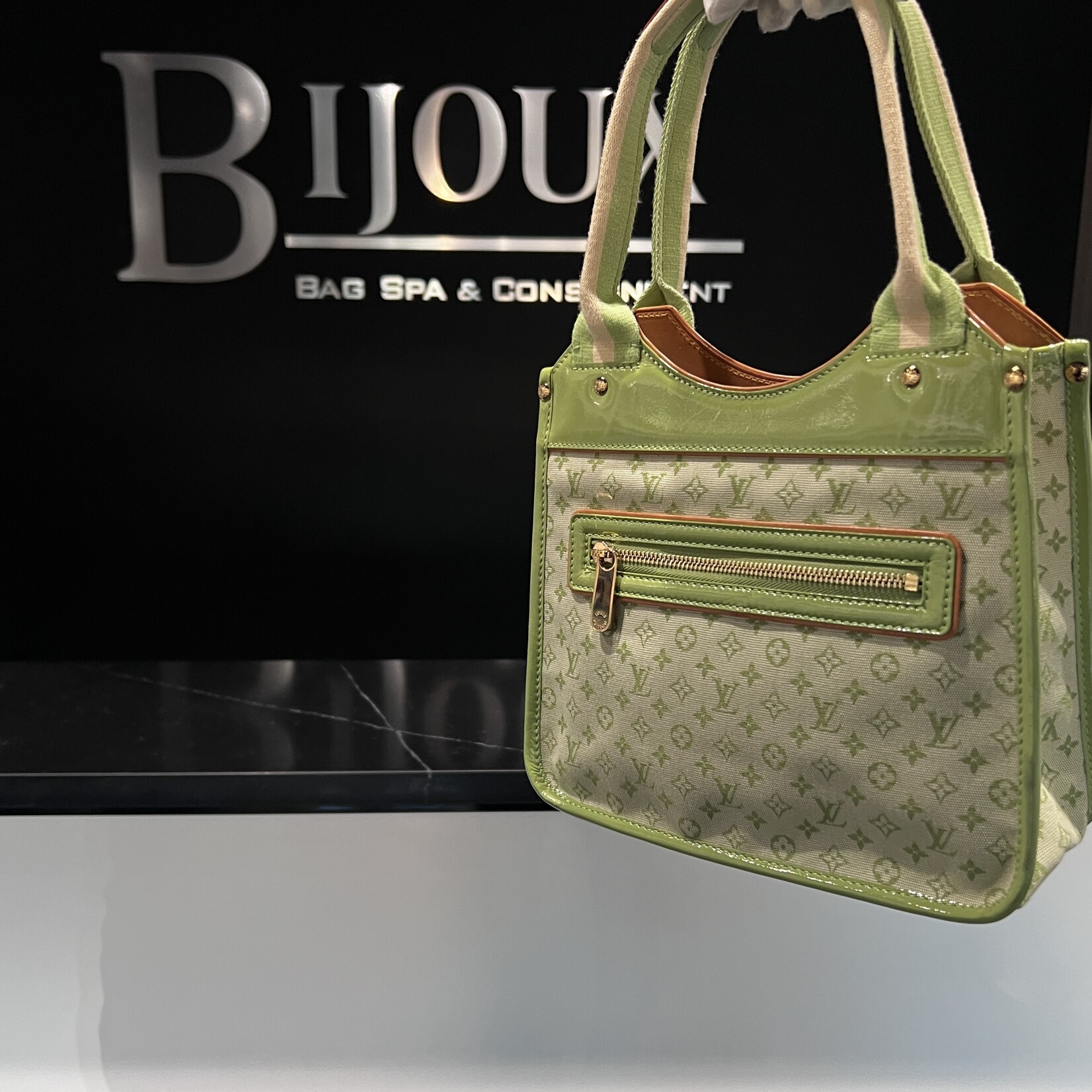 Louis Vuitton SOLD - Louis Vuitton Min Sac Kathleen