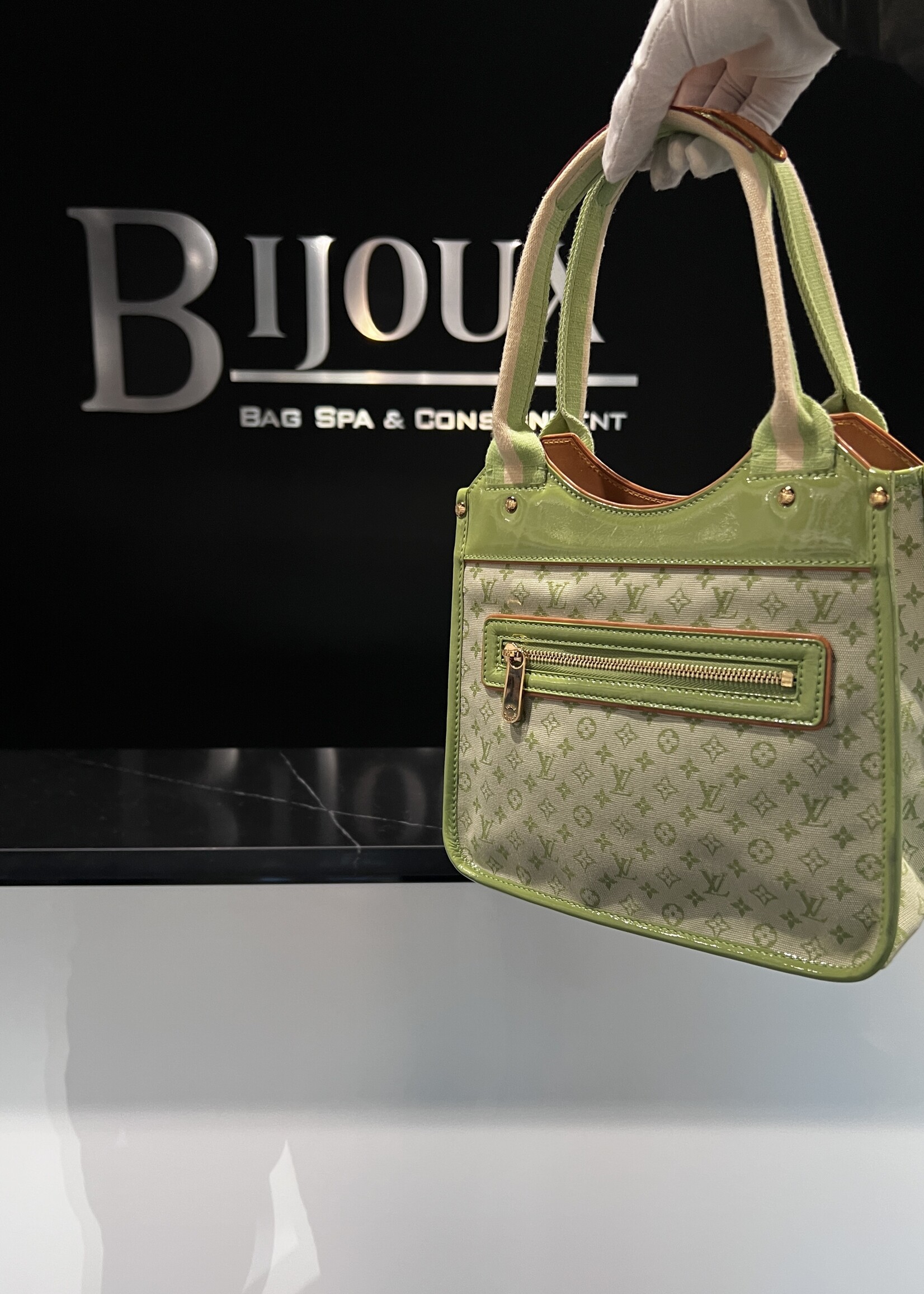 Louis Vuitton SOLD - Louis Vuitton Min Sac Kathleen