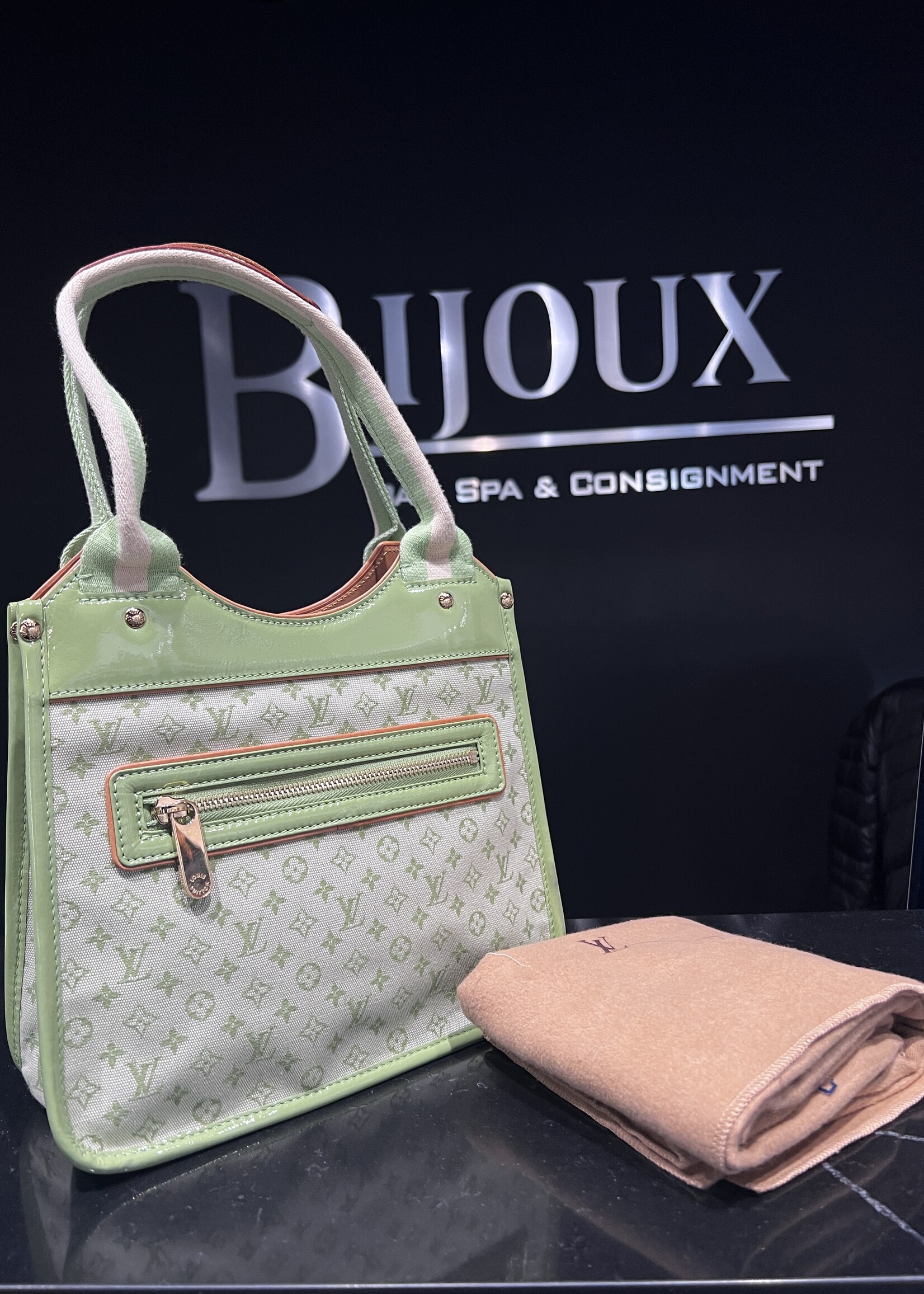 Louis Vuitton SOLD - Louis Vuitton Min Sac Kathleen