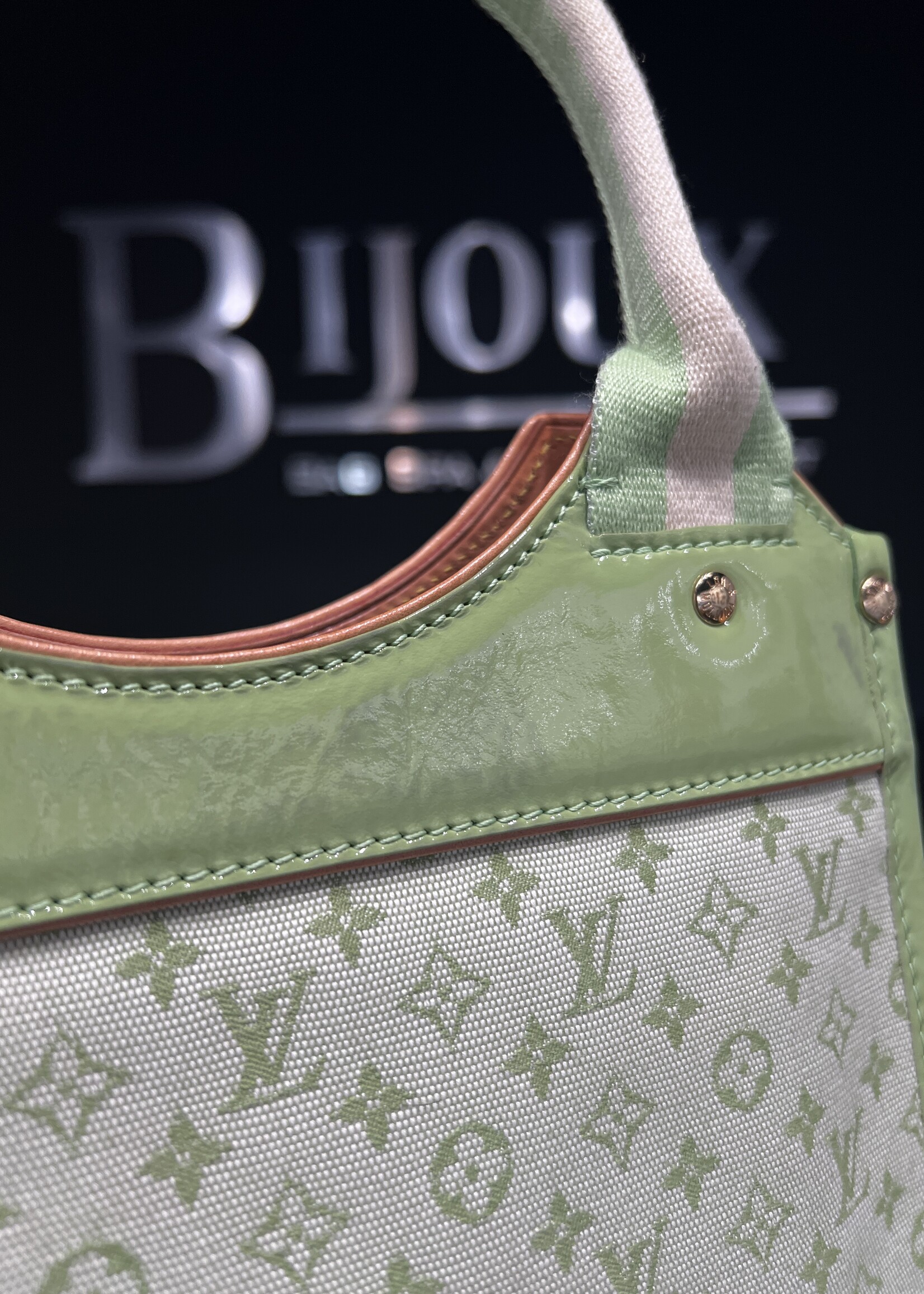 Louis Vuitton SOLD - Louis Vuitton Min Sac Kathleen