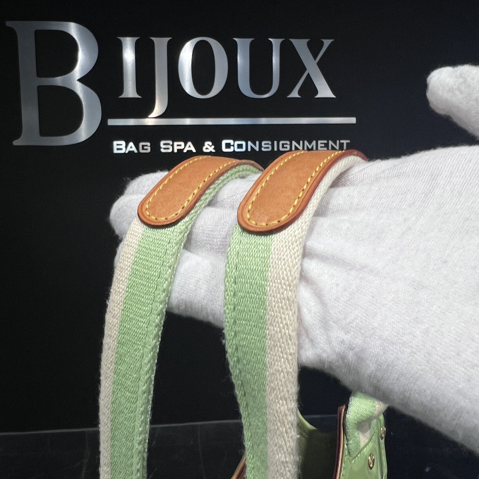 Louis Vuitton SOLD - Louis Vuitton Min Sac Kathleen