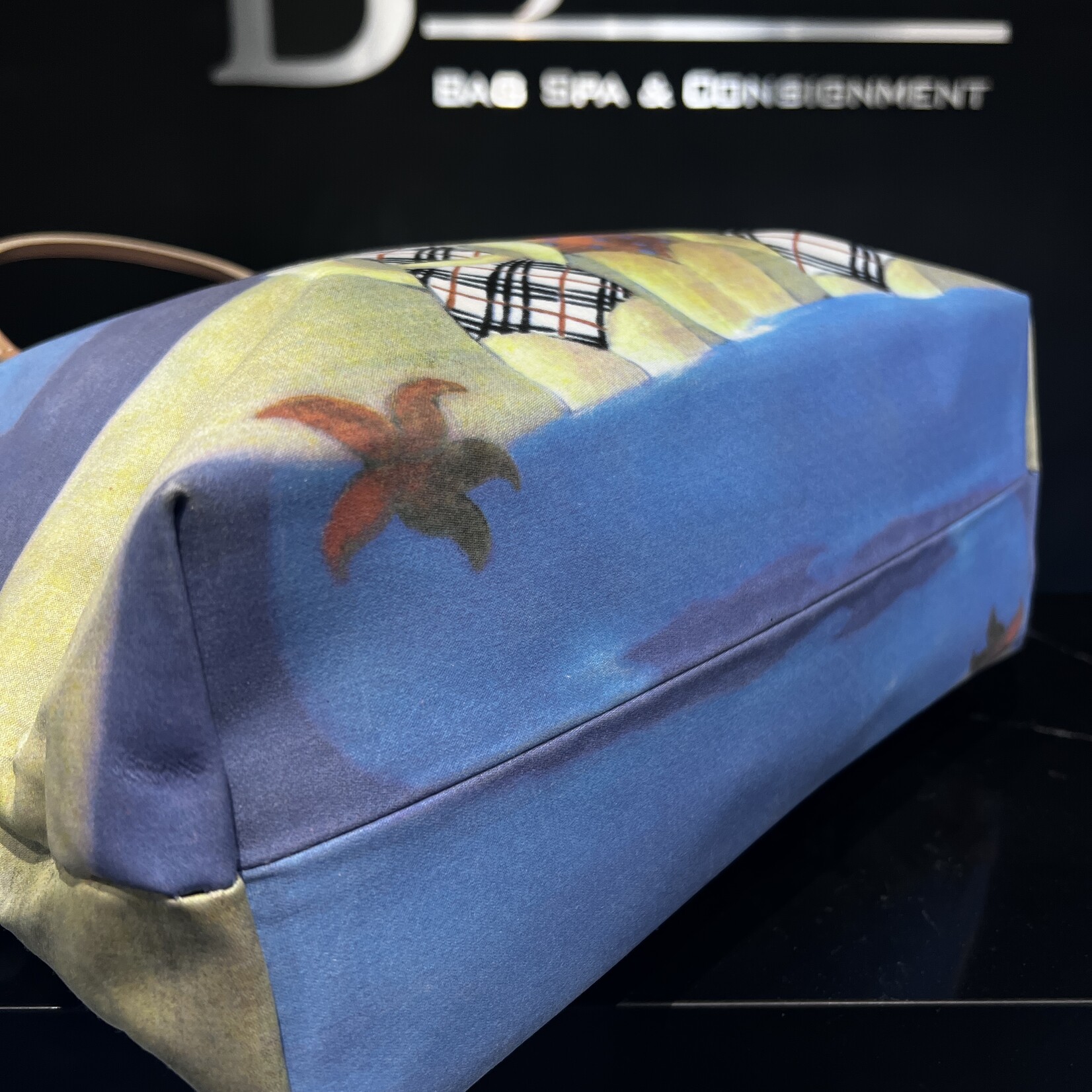 Burberry Burberry Beach Bag