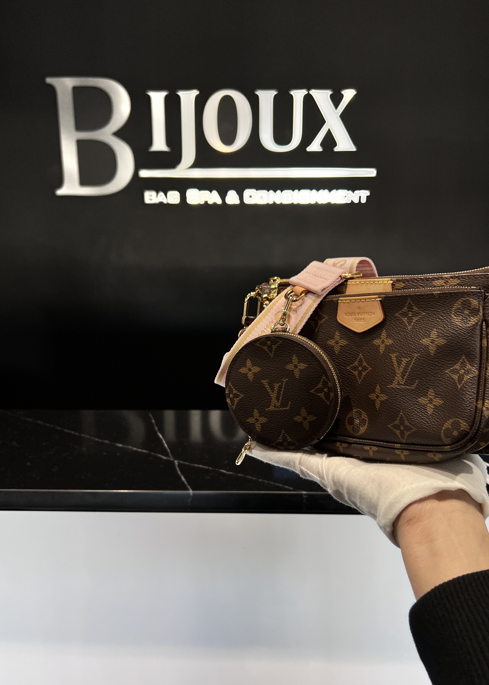 Louis Vuitton SOLD - Louis Vuitton Multi Pochette