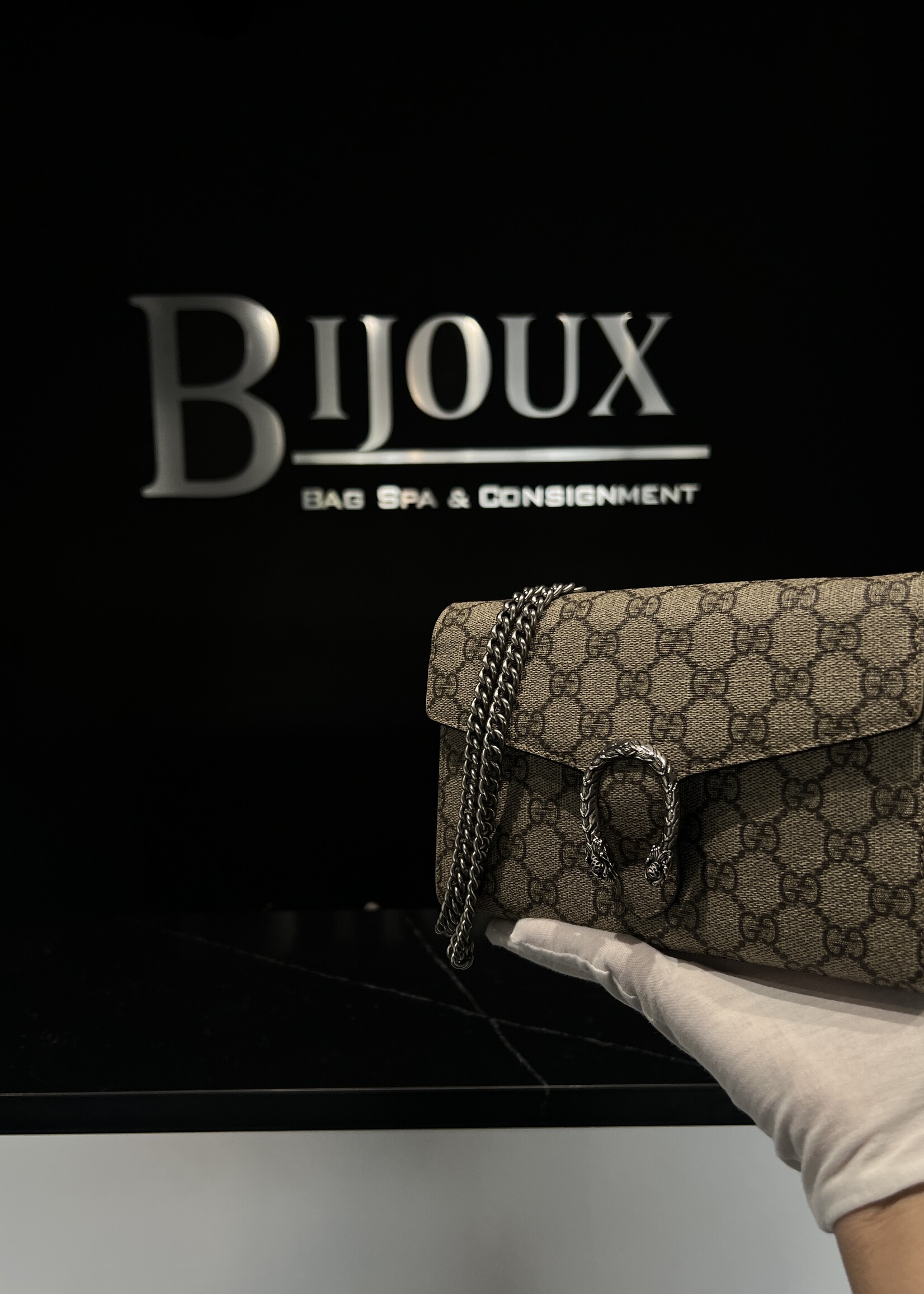 Gucci SOLD - Gucci Dionysus Chain Wallet