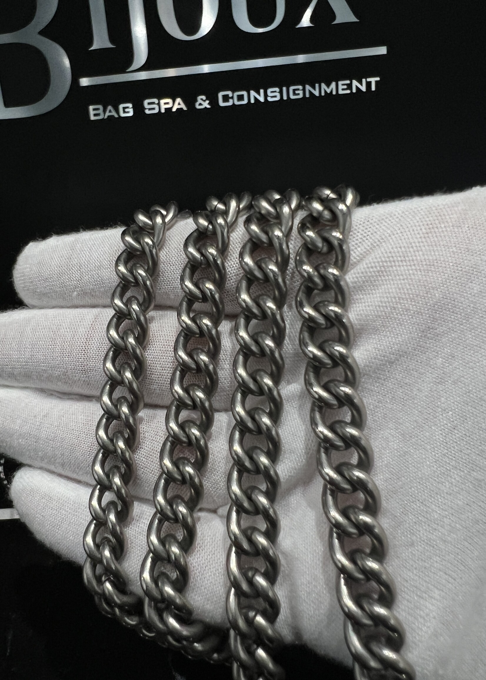 Gucci SOLD - Gucci Dionysus Chain Wallet