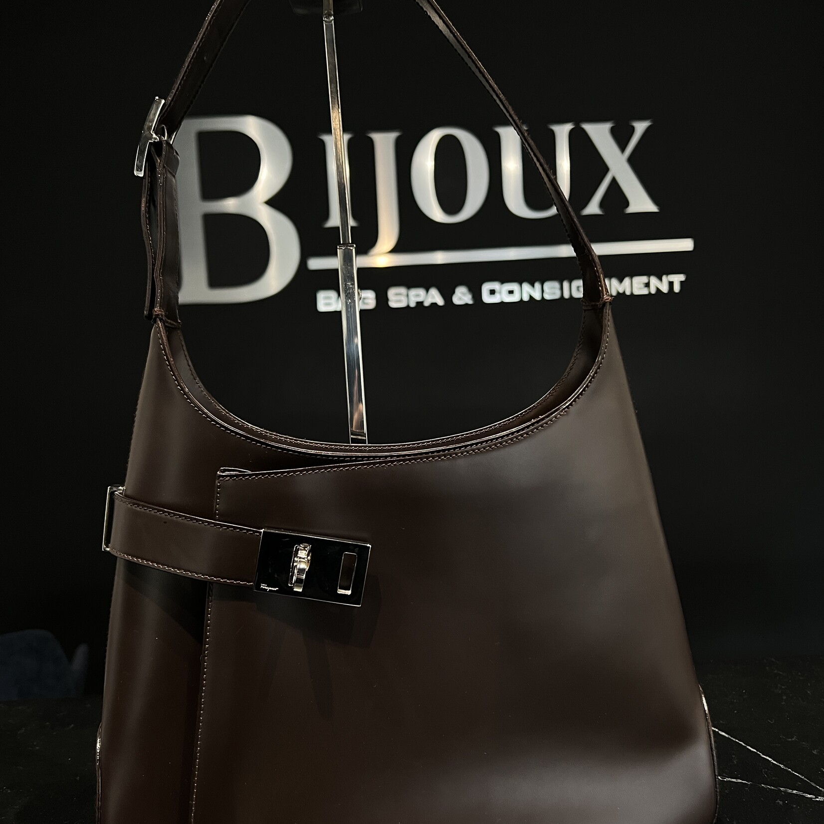 Salvatore Ferragamo SOLD- Salvatore Ferragamo Gancini Shoulder