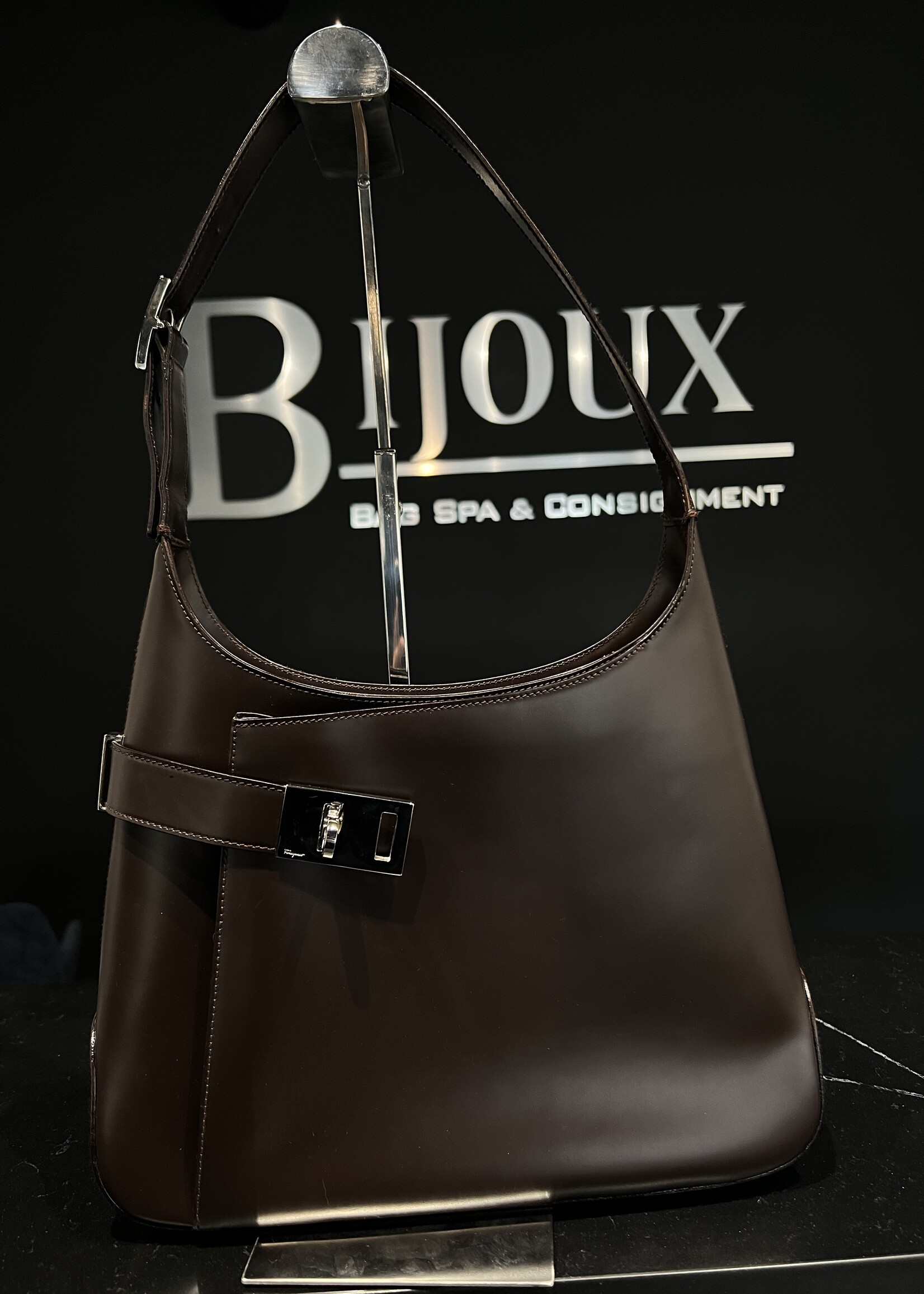 Salvatore Ferragamo SOLD- Salvatore Ferragamo Gancini Shoulder