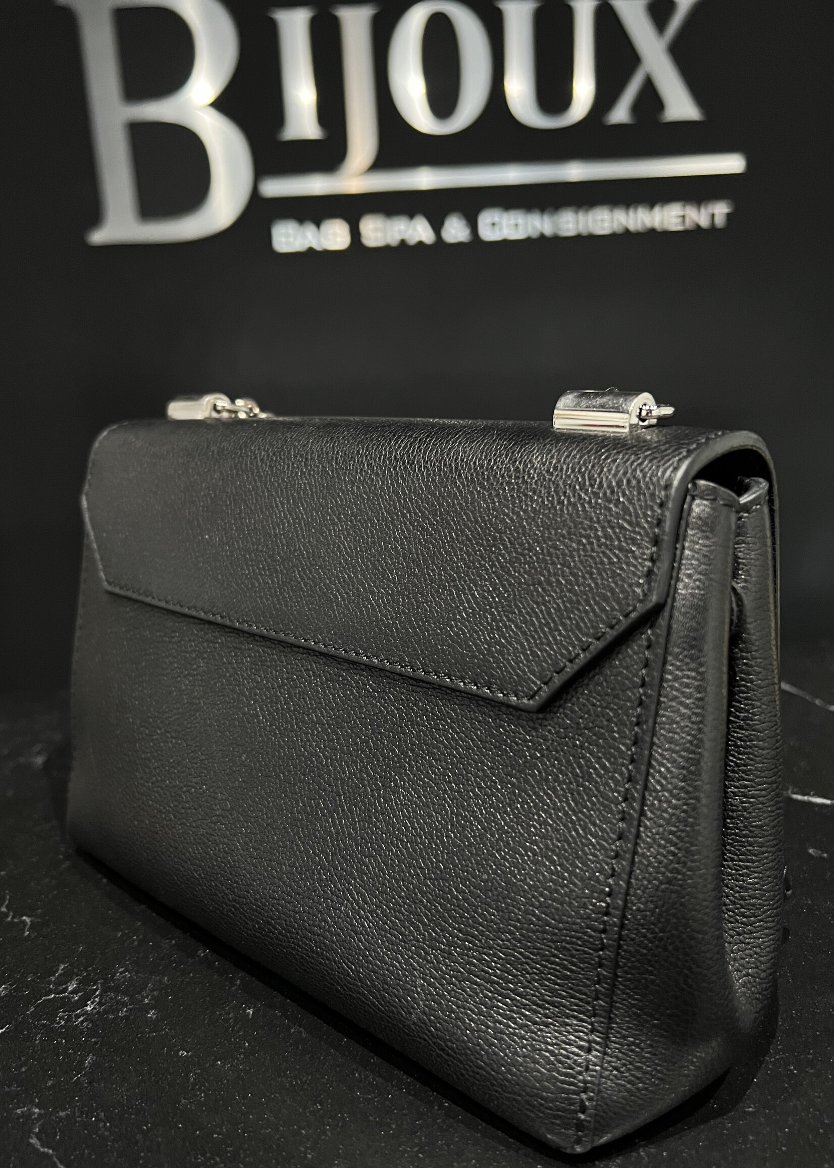 Louis Vuitton SOLD- Louis Vuitton Lock Me II