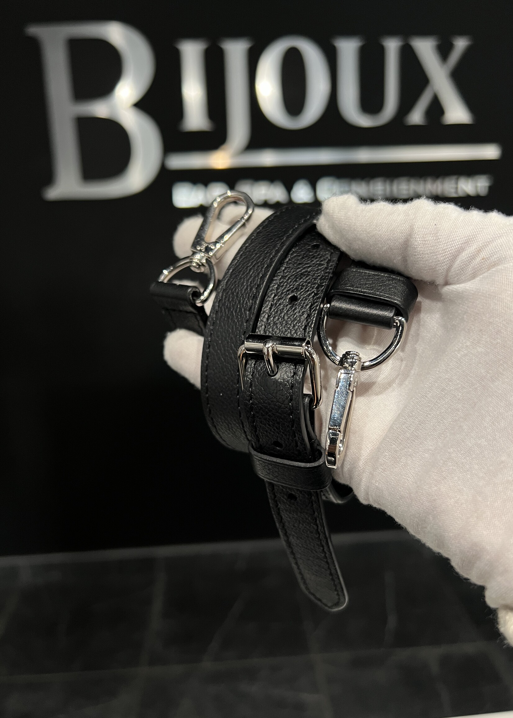 Louis Vuitton SOLD- Louis Vuitton Lock Me II