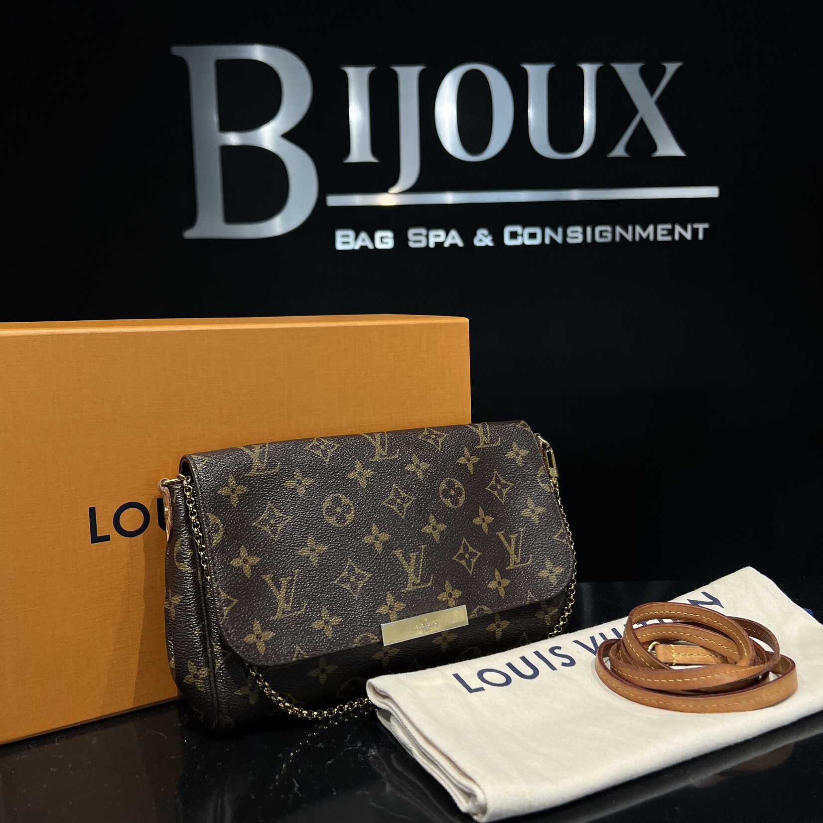 Louis Vuitton SOLD - Louis Vuitton Favourite MM