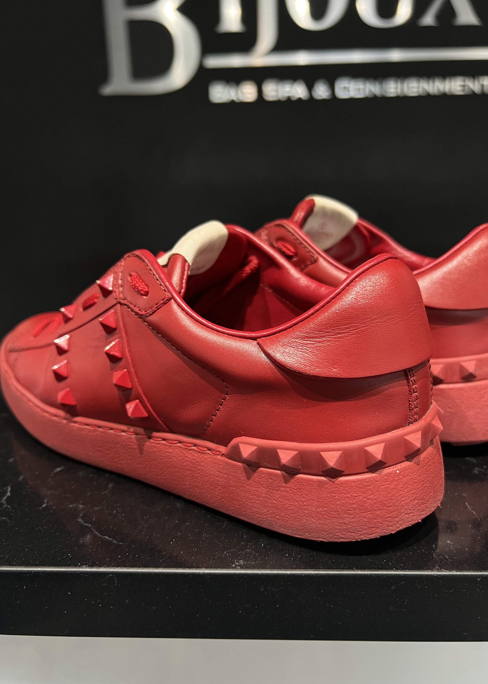 Valentino Valentino Studded Sneakers Red - 36.5