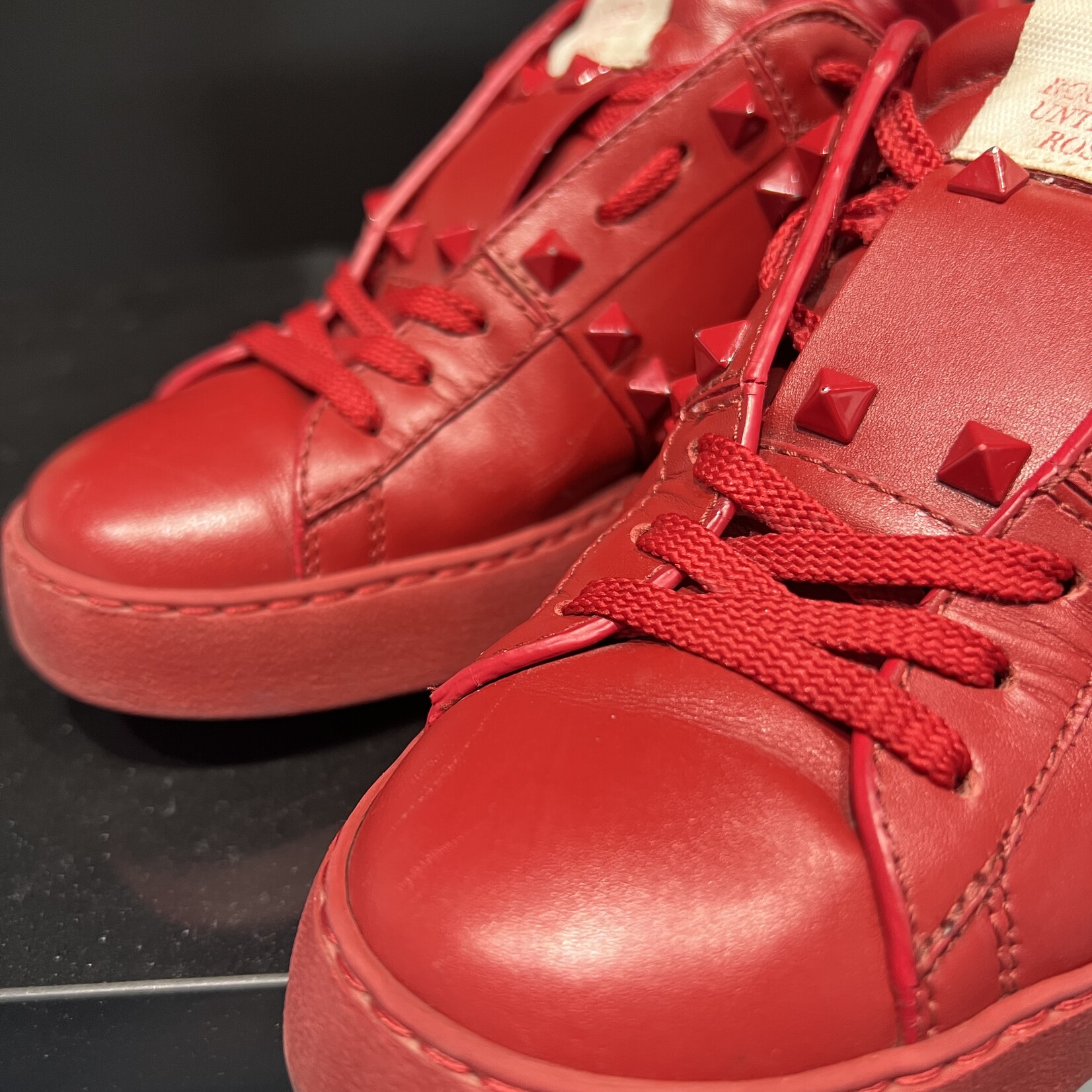Valentino Valentino Studded Sneakers Red - 36.5