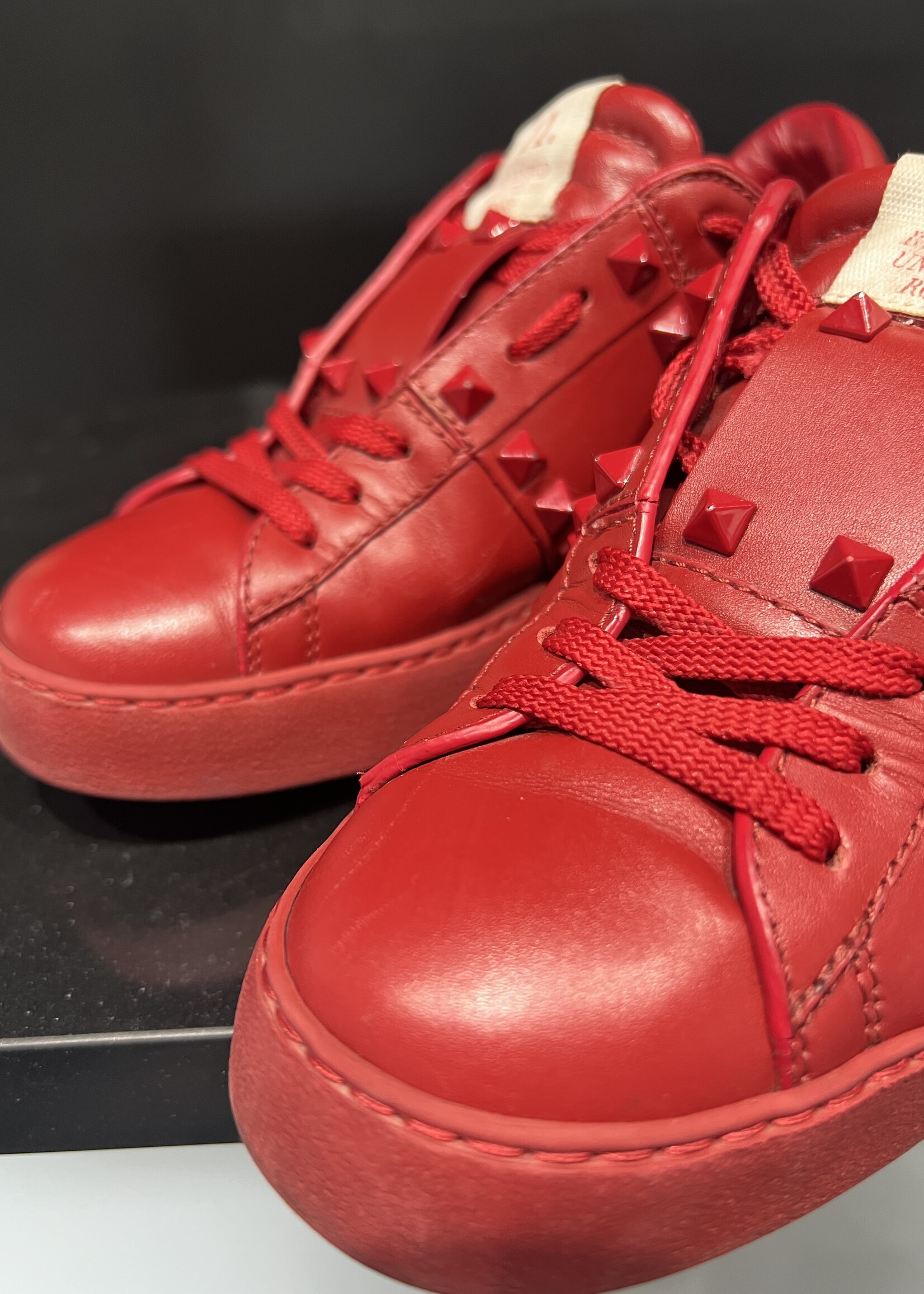 Valentino Valentino Studded Sneakers Red - 36.5