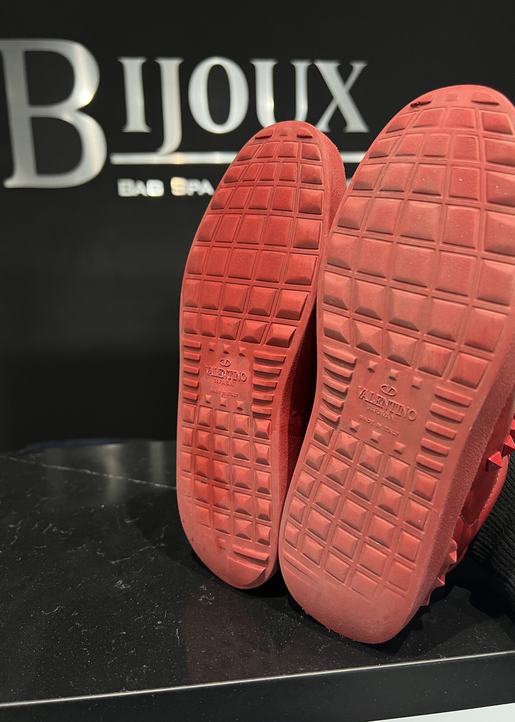 Valentino Valentino Studded Sneakers Red - 36.5