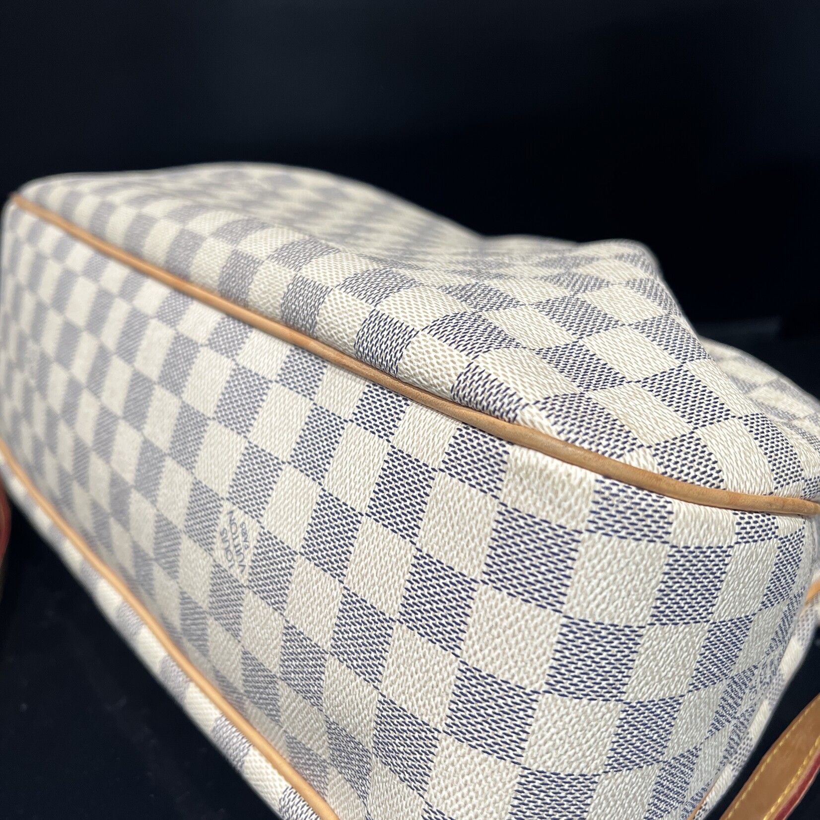 Louis Vuitton SOLD- Louis Vuitton Siracusa MM