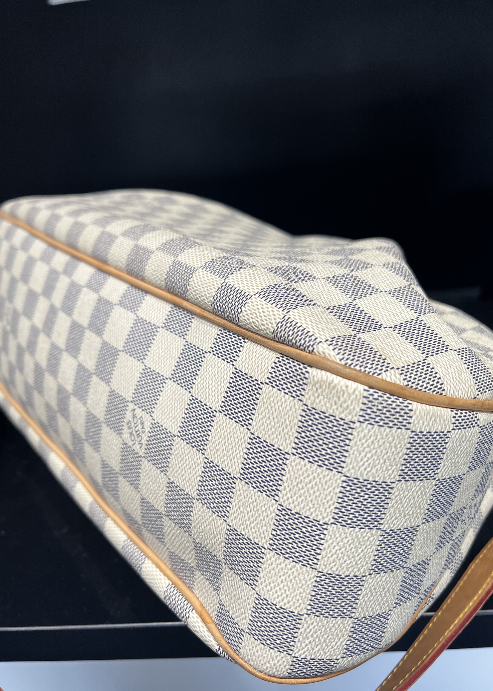 Louis Vuitton SOLD- Louis Vuitton Siracusa MM