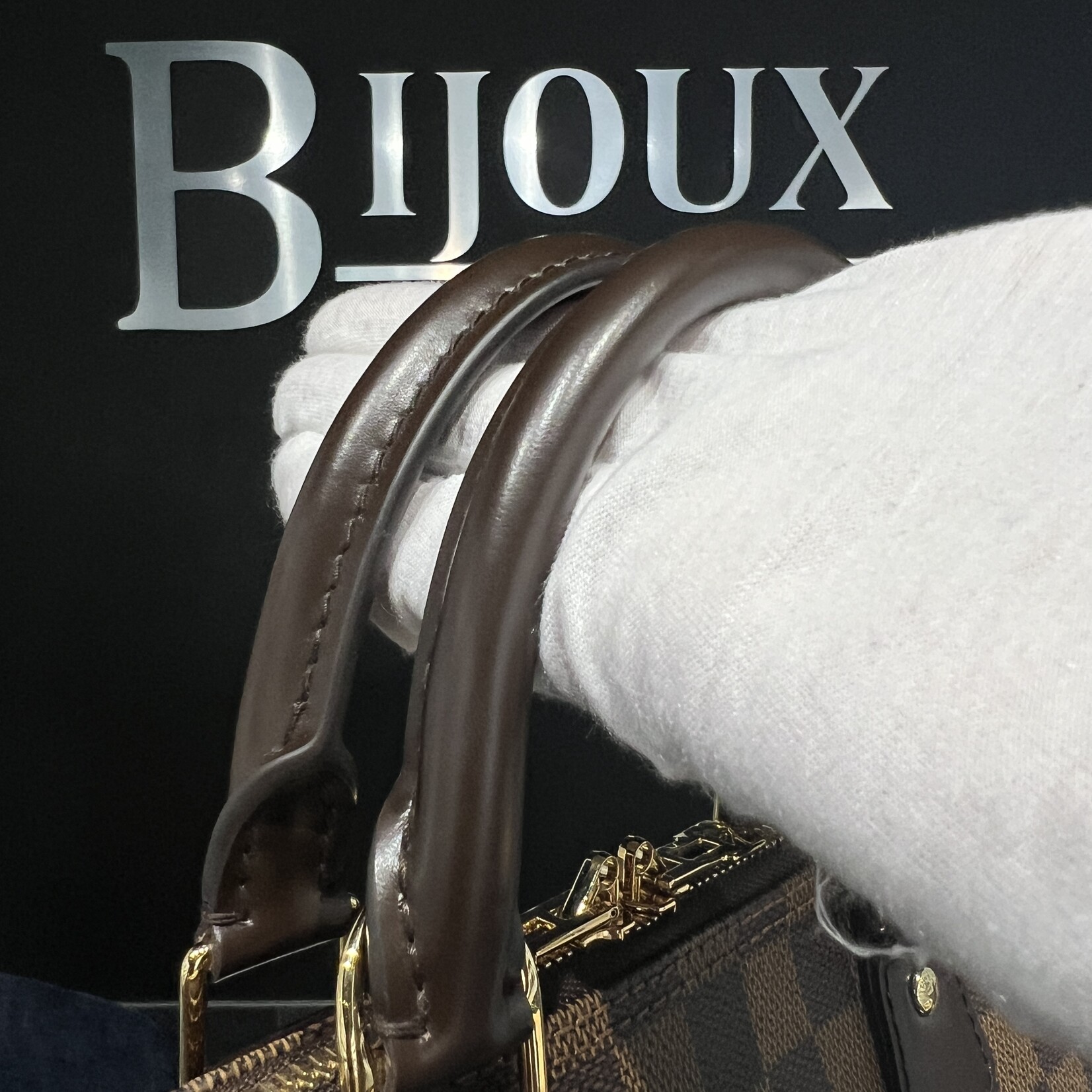 Louis Vuitton SOLD - Louis Vuitton Alma PM