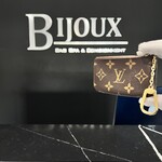 Louis Vuitton Louis Vuitton Key Pouch