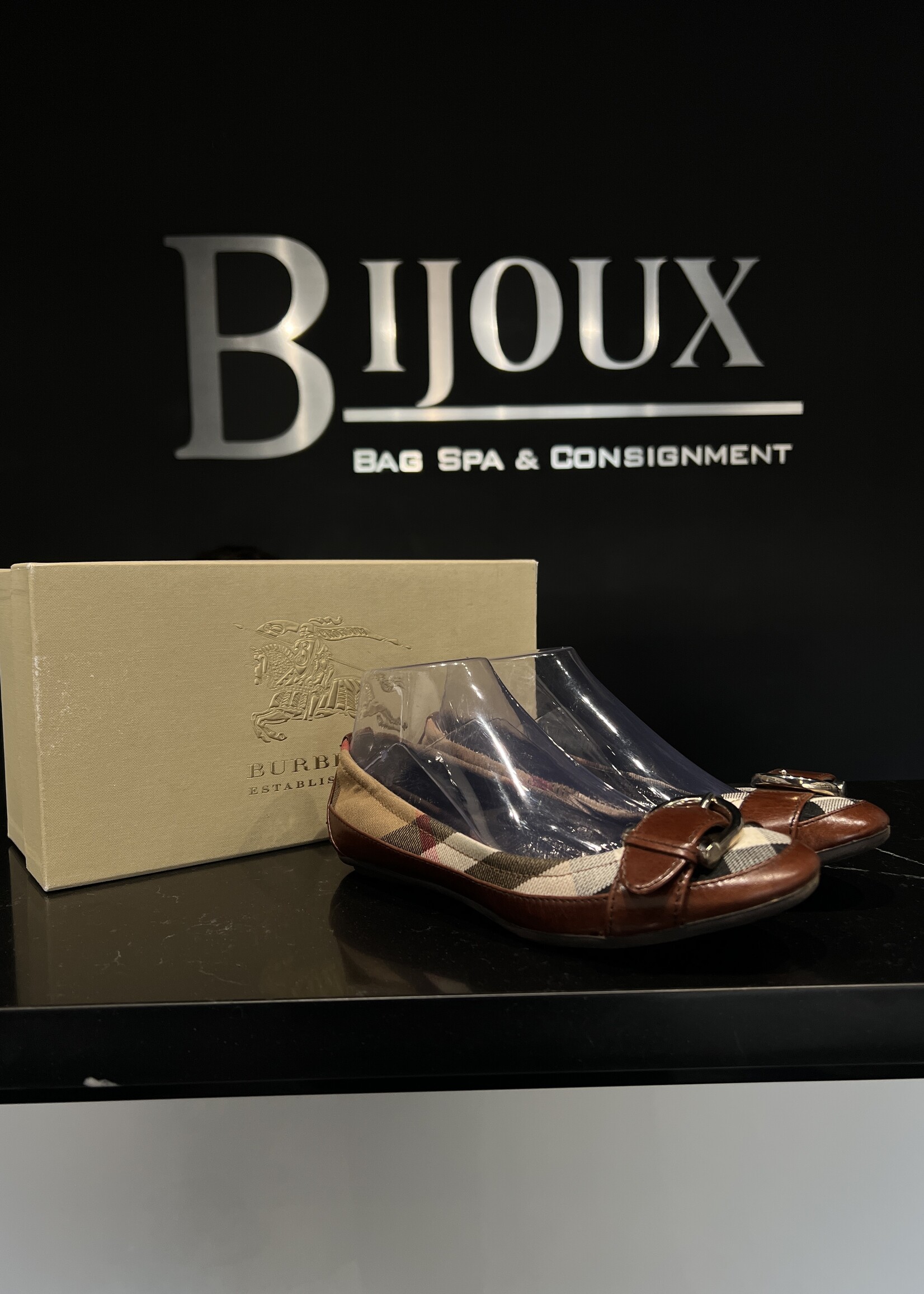 Burberry Burberry Flats - 7