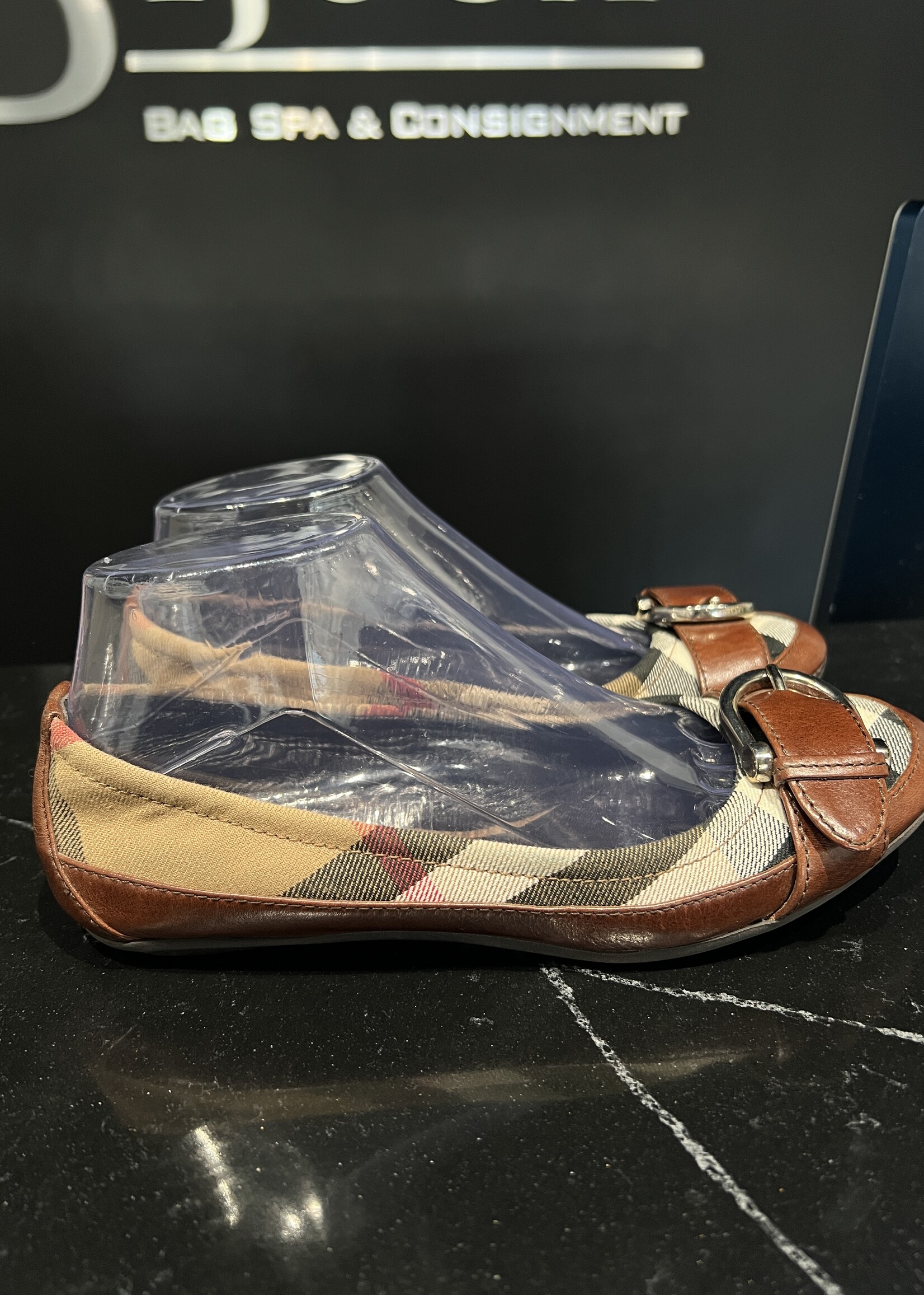 Burberry Burberry Flats - 7