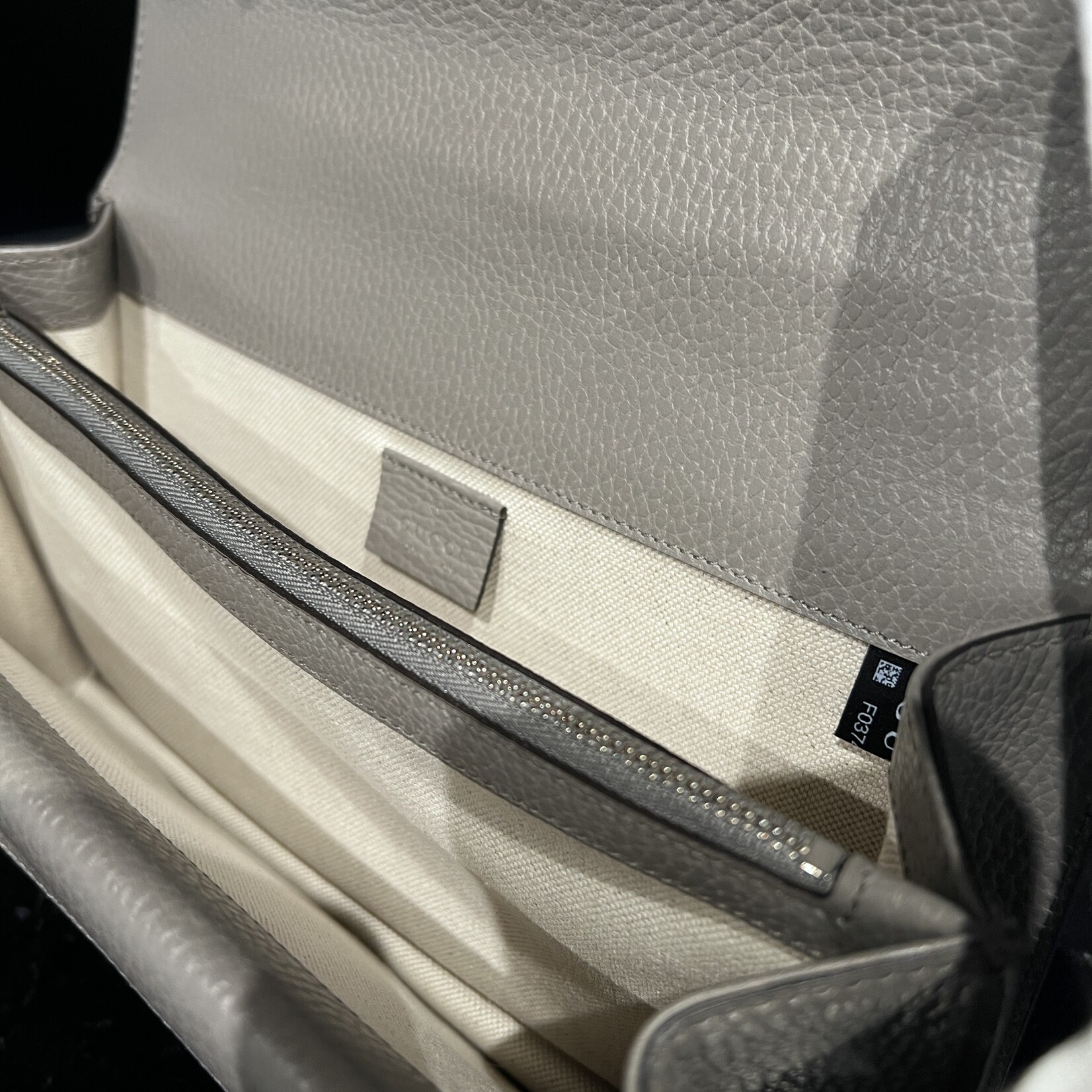 Gucci Gucci Grey Dionysus Crystal