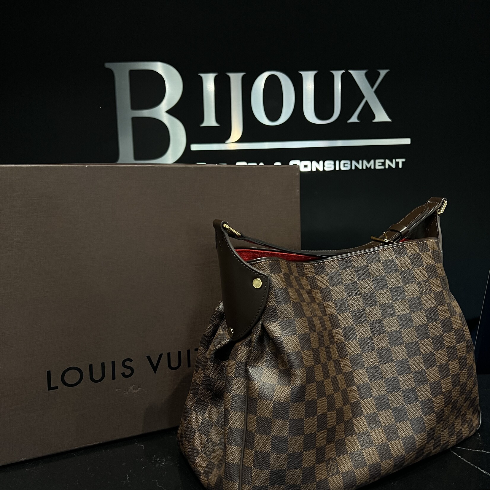 Louis Vuitton SOLD - Louis Vuitton Reggia Damier Ebene