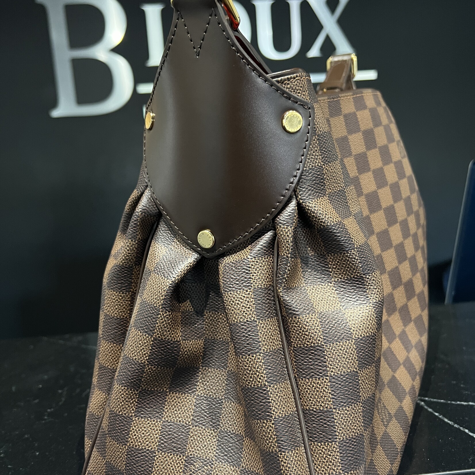 Louis Vuitton SOLD - Louis Vuitton Reggia Damier Ebene