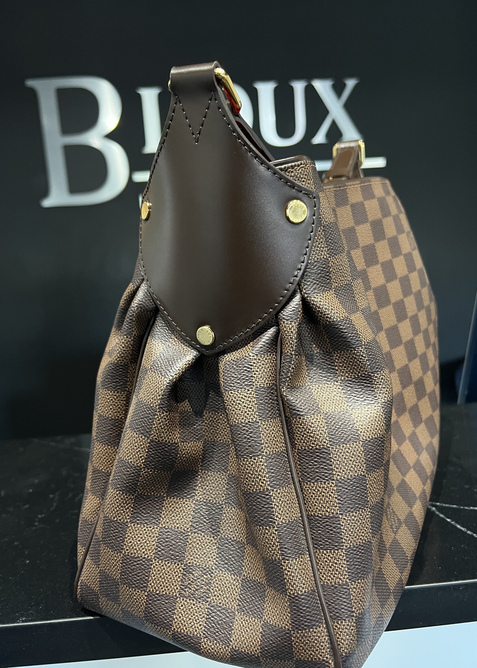 Louis Vuitton SOLD - Louis Vuitton Reggia Damier Ebene