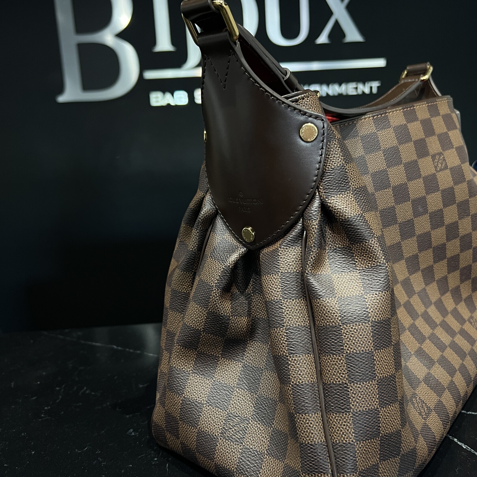 Louis Vuitton SOLD - Louis Vuitton Reggia Damier Ebene