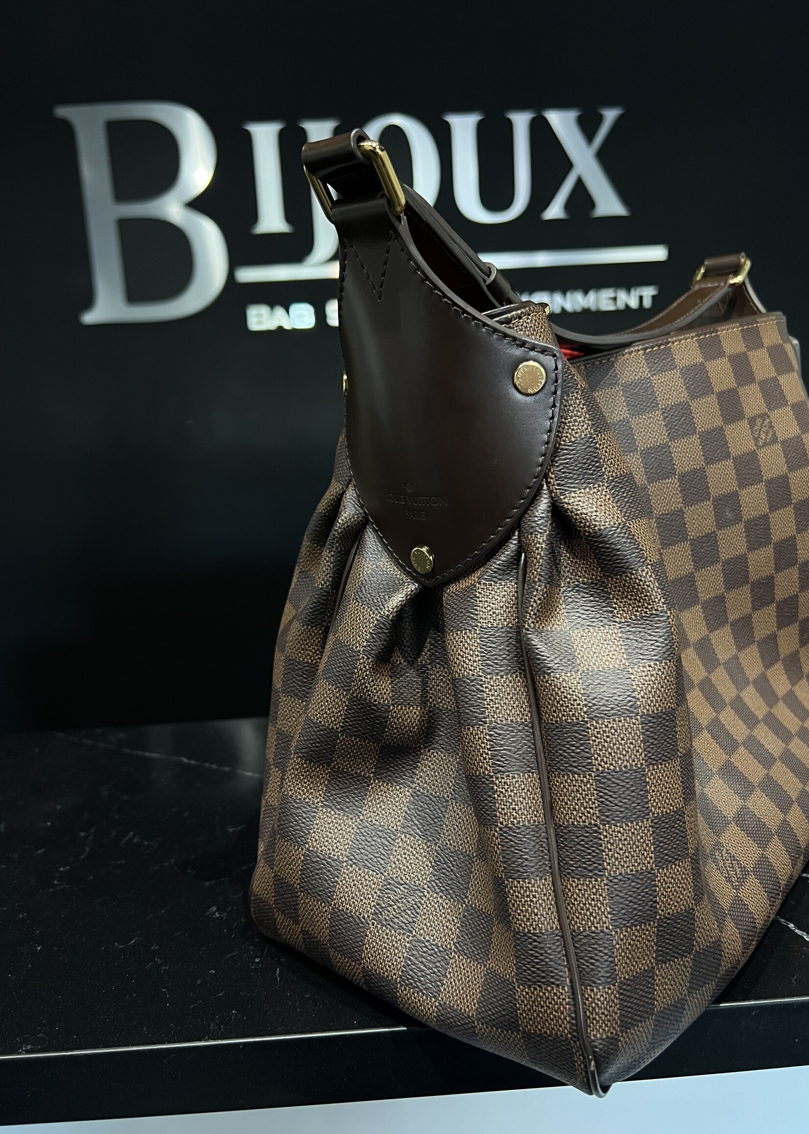 Louis Vuitton SOLD - Louis Vuitton Reggia Damier Ebene