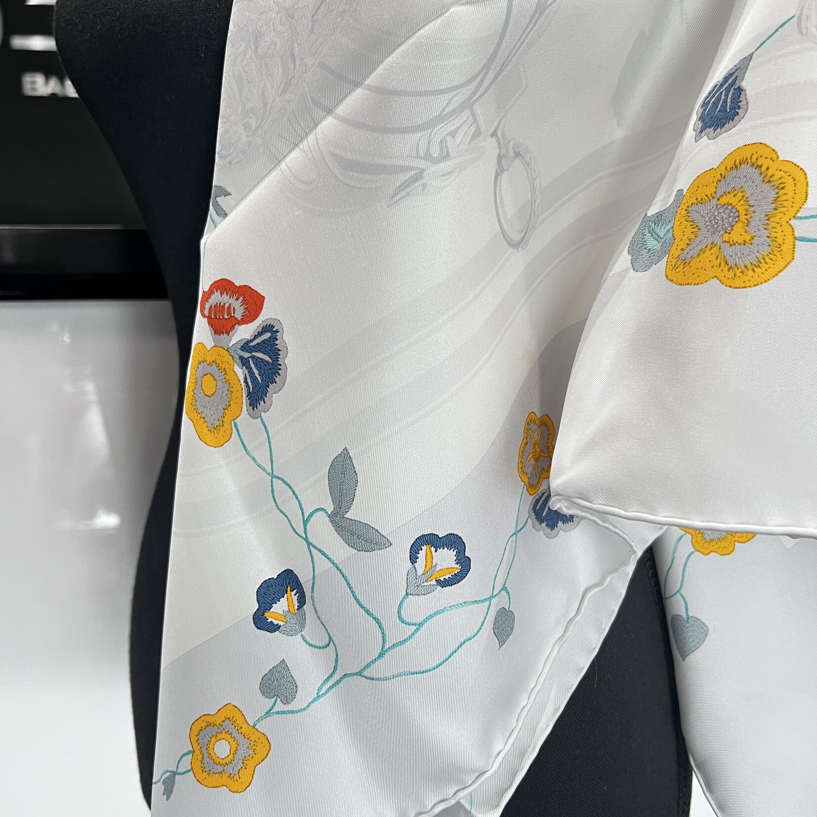 Hermes Hermes Carre Twill Scarf 90