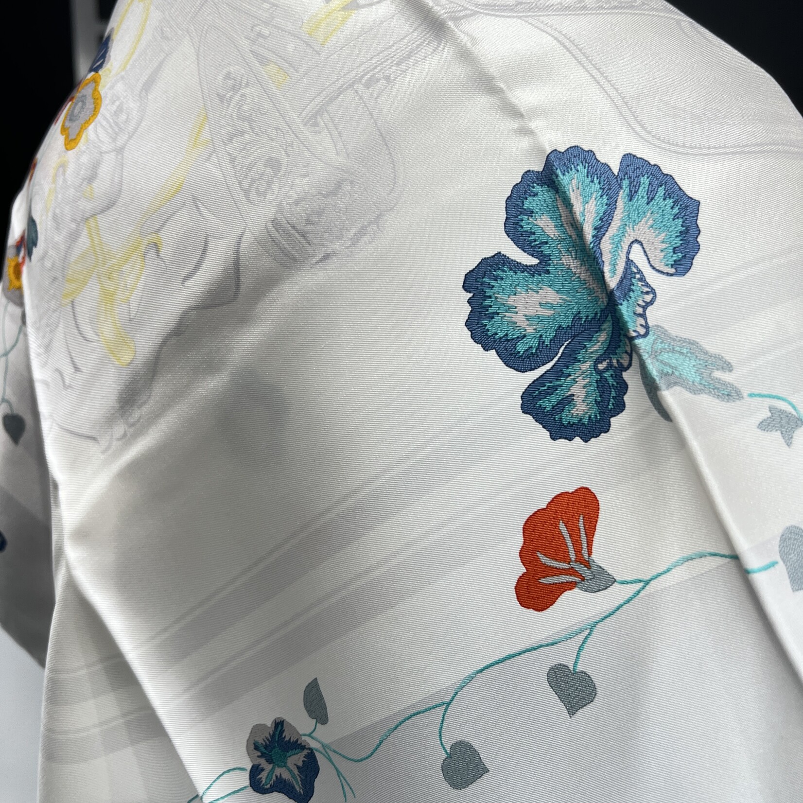 Hermes Hermes Carre Twill Scarf 90