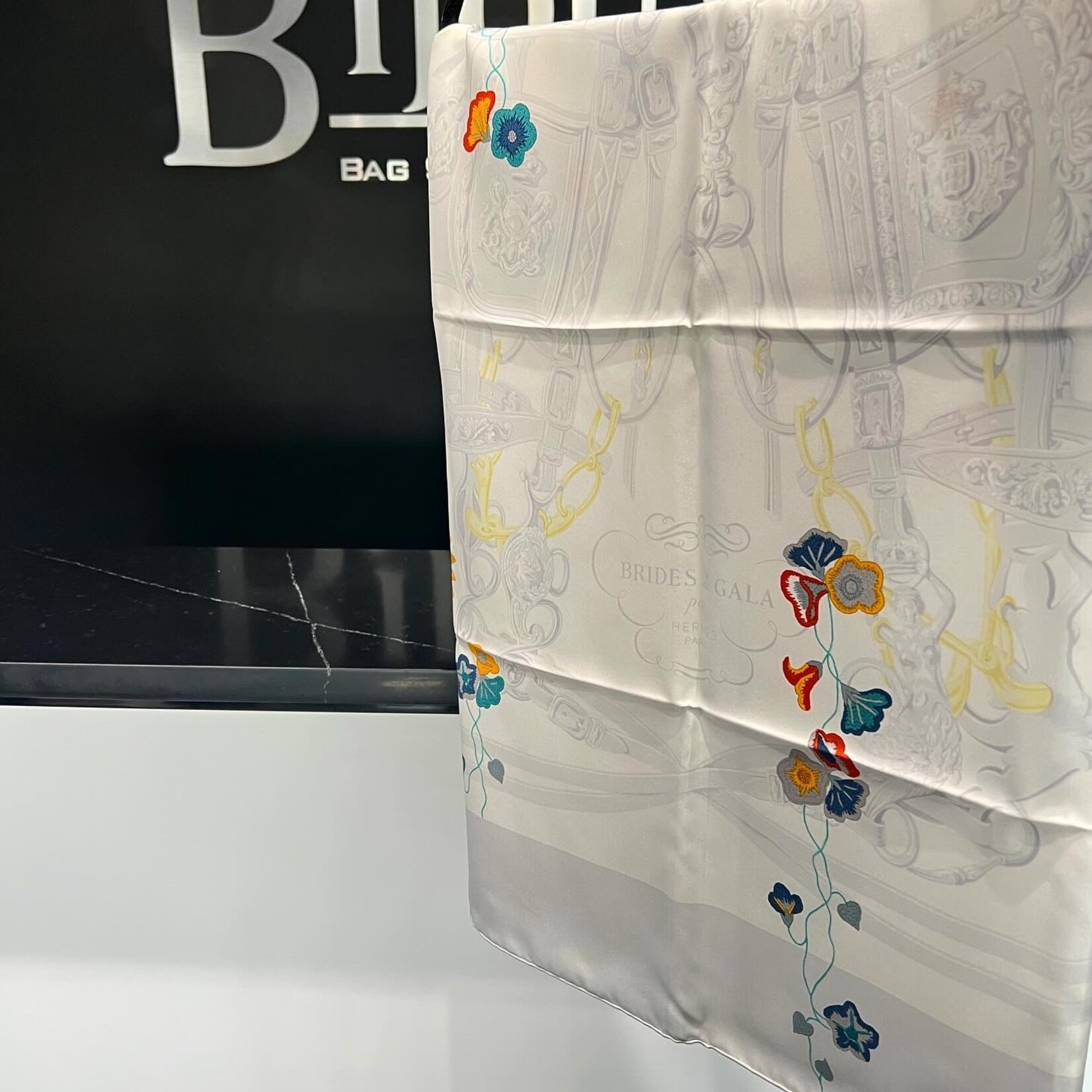 Hermes Hermes Carre Twill Scarf 90