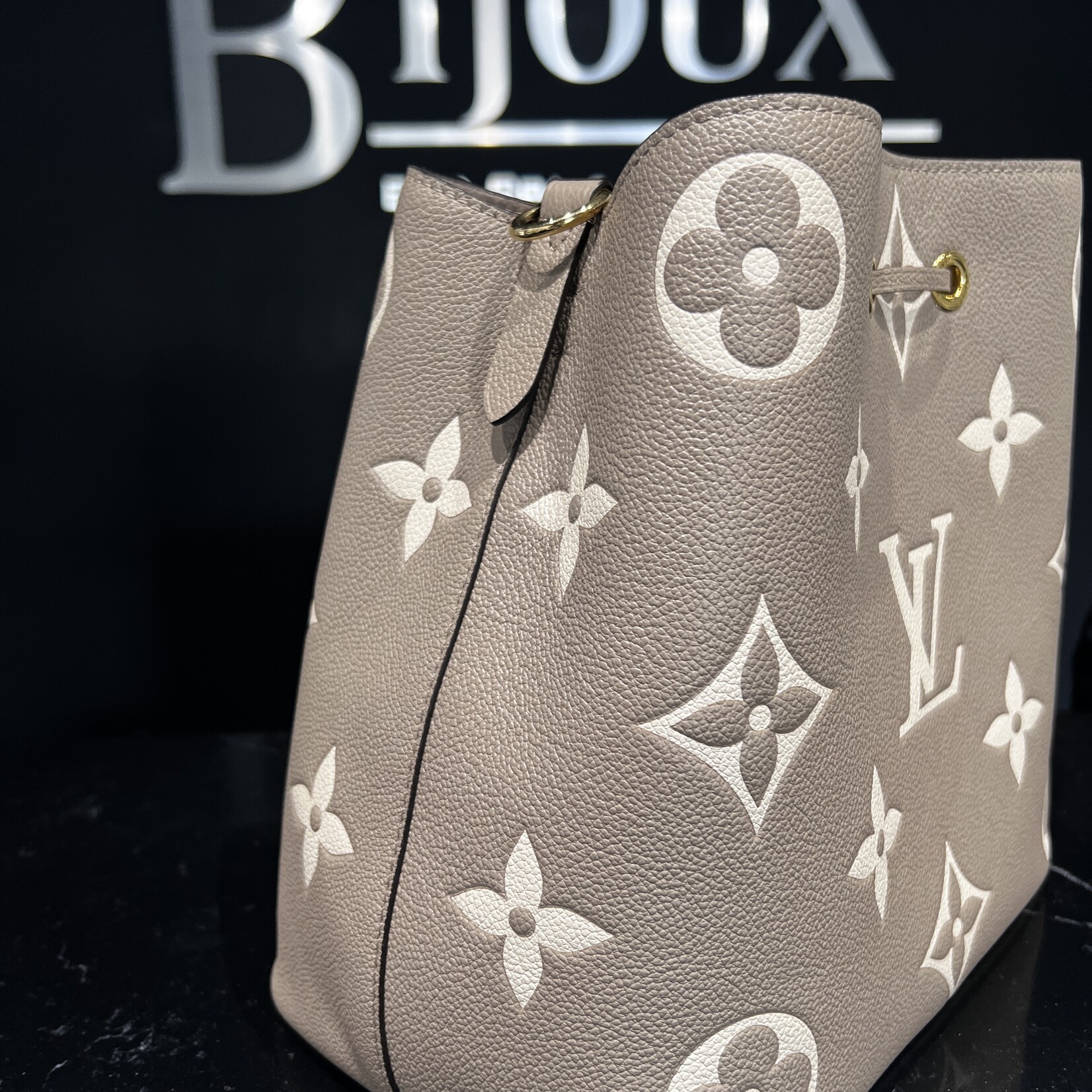 Louis Vuitton SOLD - Louis Vuitton NoeNoe Empreinte MM Nude