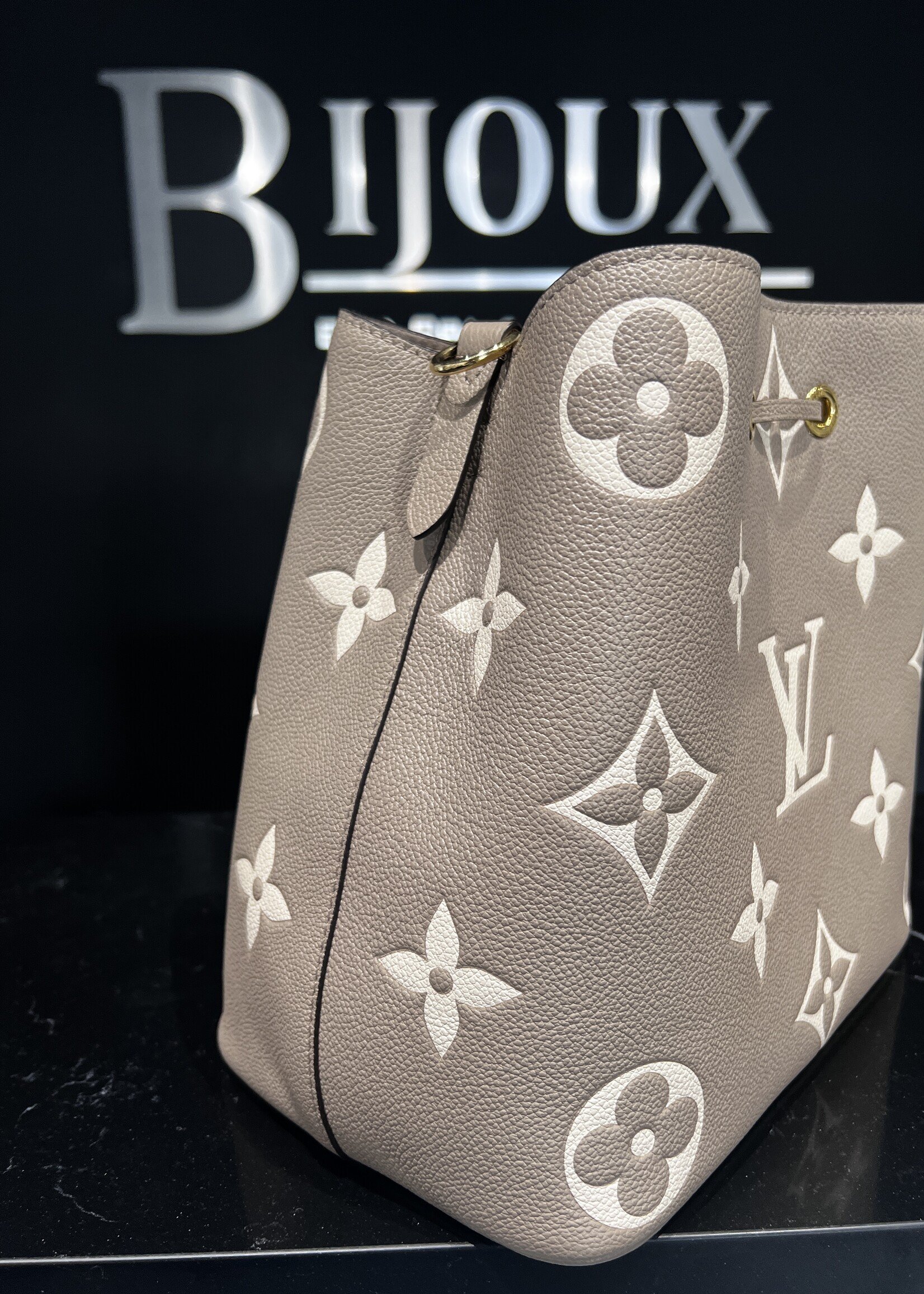 Louis Vuitton SOLD - Louis Vuitton NoeNoe Empreinte MM Nude