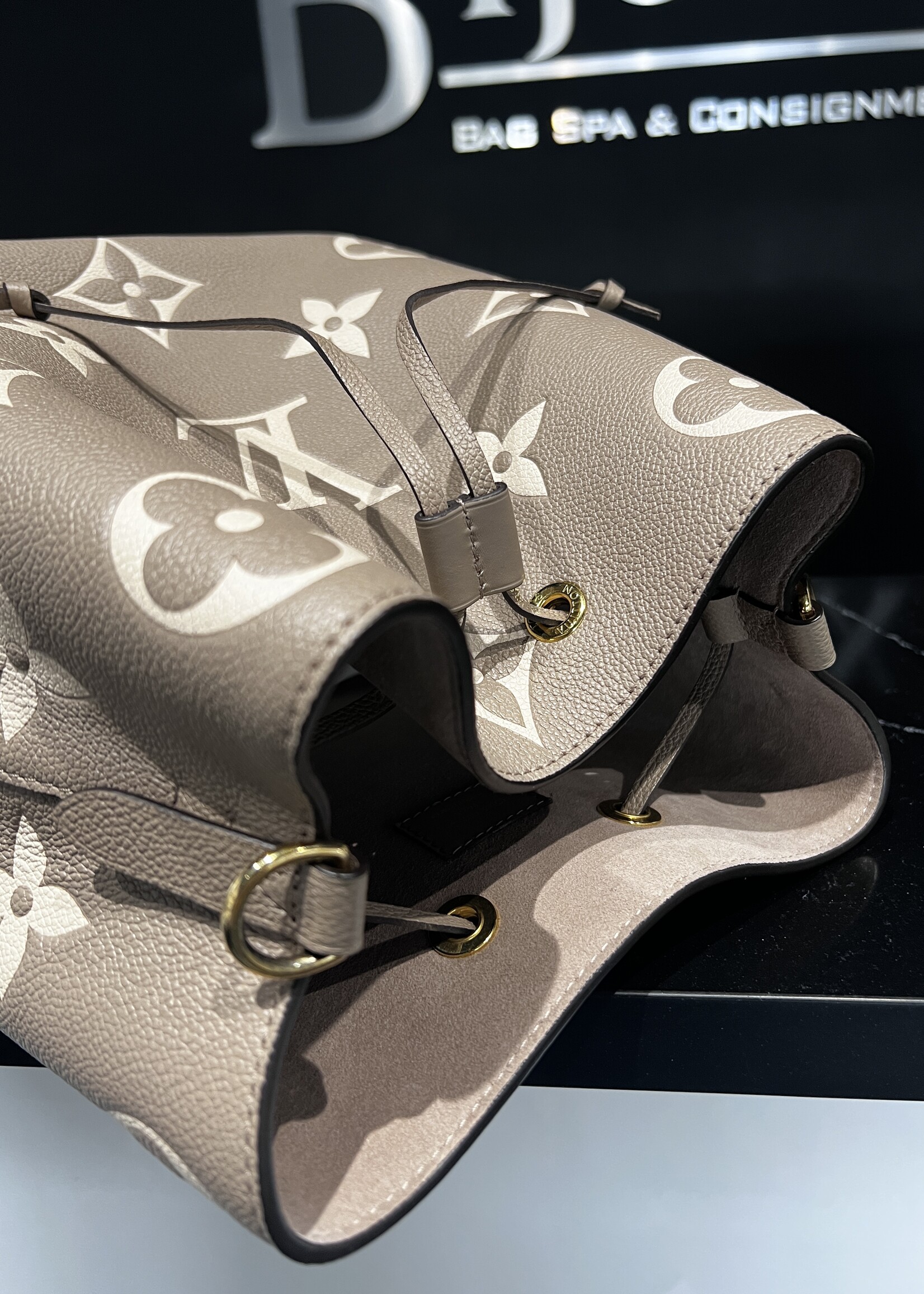 Louis Vuitton SOLD - Louis Vuitton NoeNoe Empreinte MM Nude