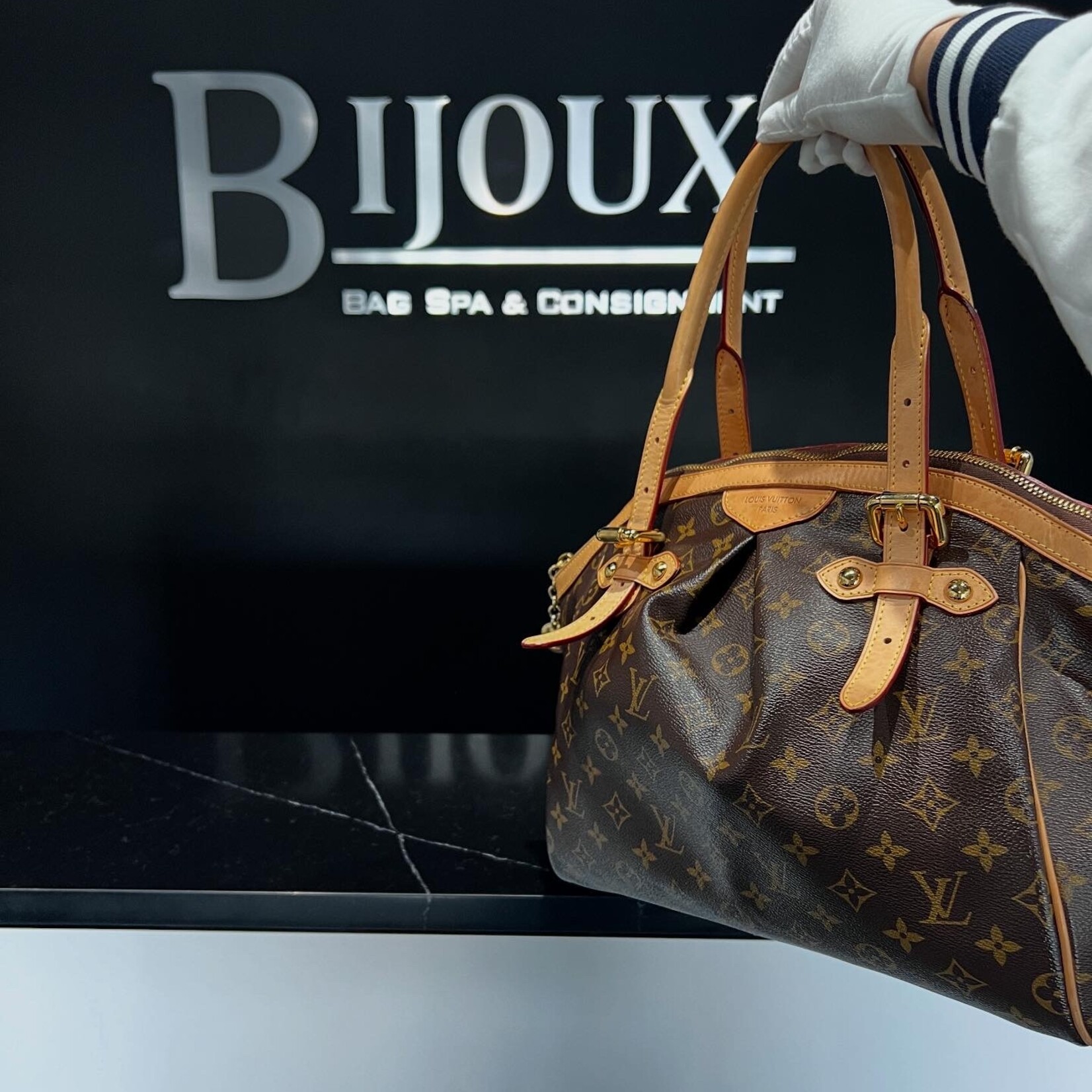 Louis Vuitton SOLD - Louis Vuitton Tivoli GM