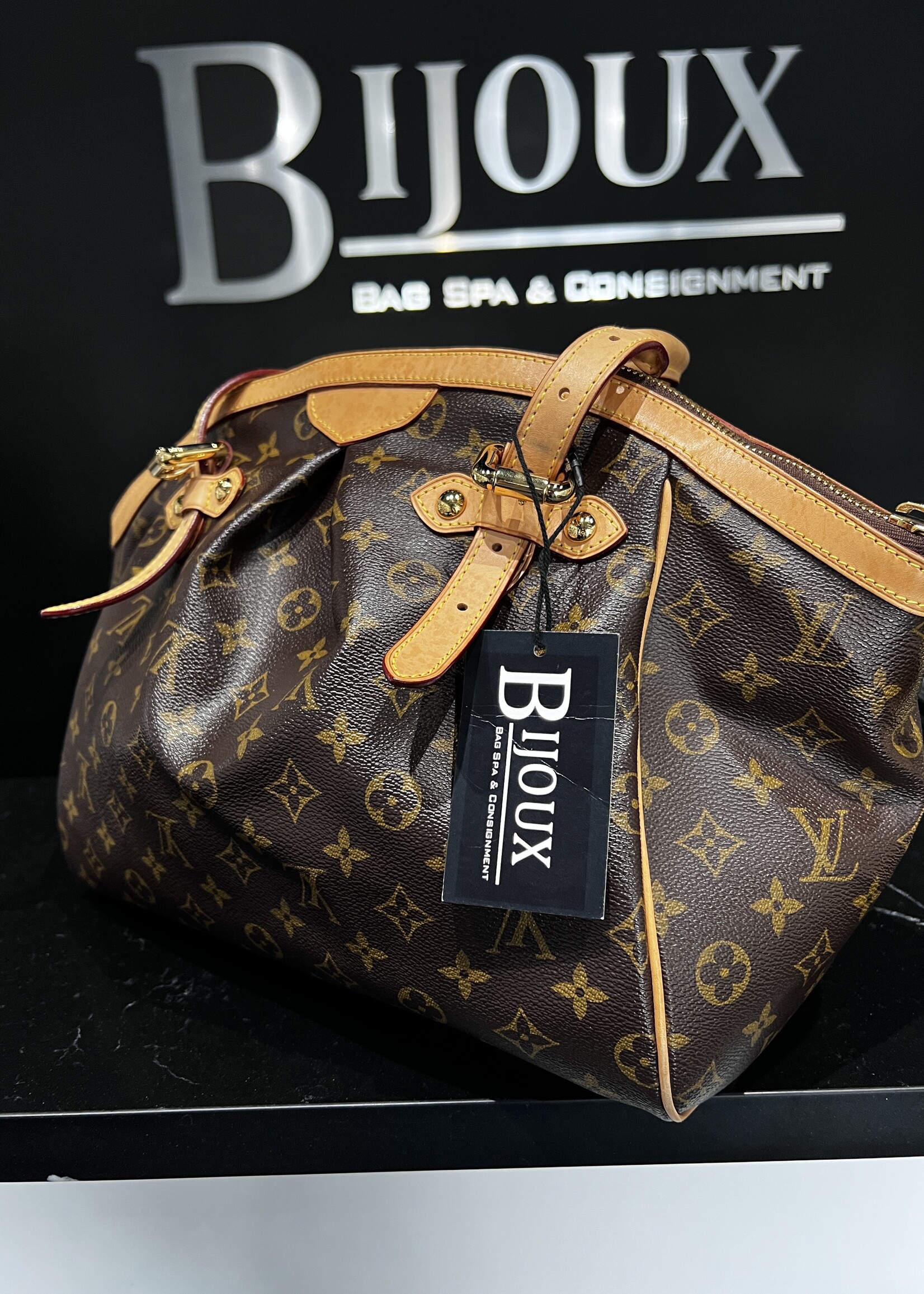 Louis Vuitton SOLD - Louis Vuitton Tivoli GM