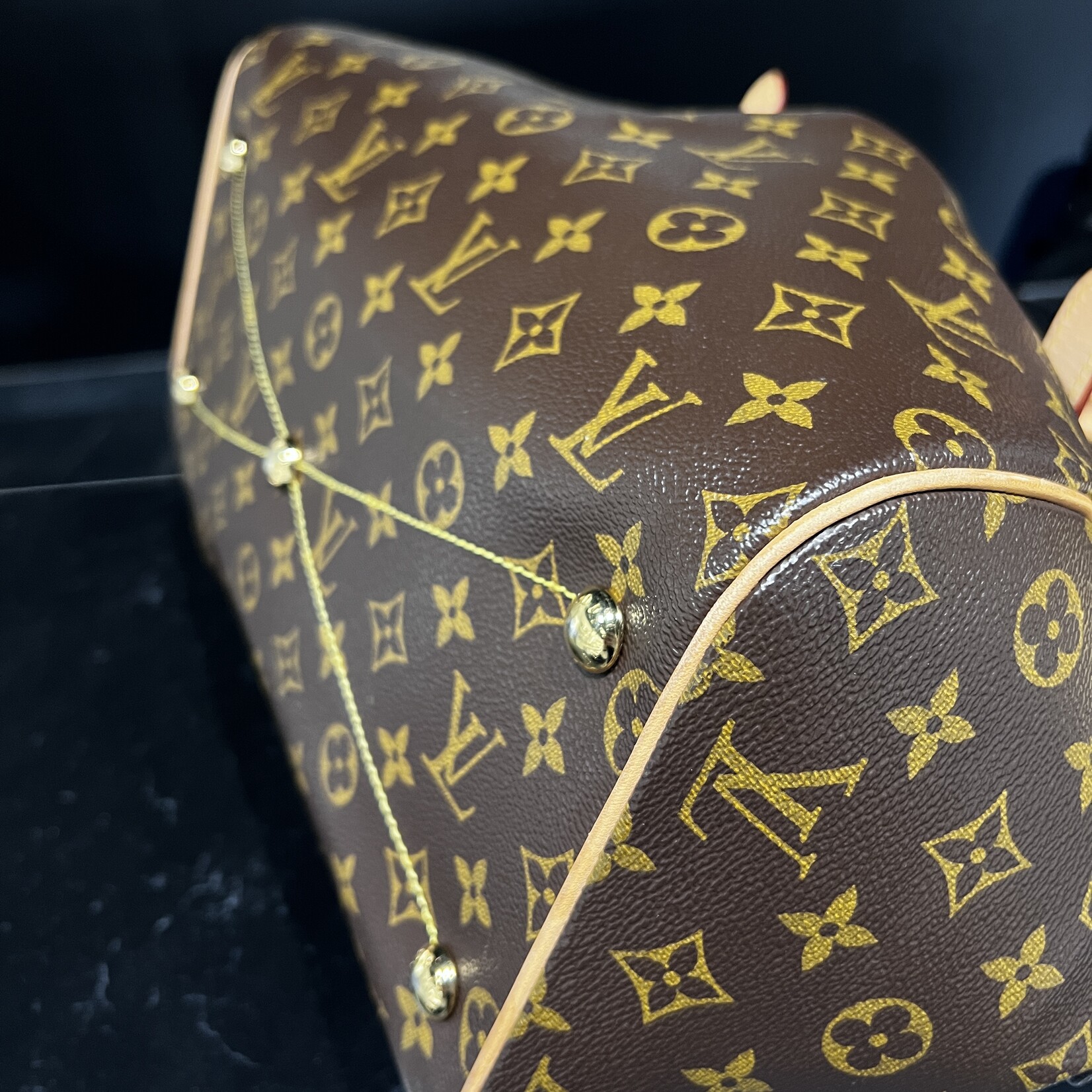 Louis Vuitton SOLD - Louis Vuitton Tivoli GM