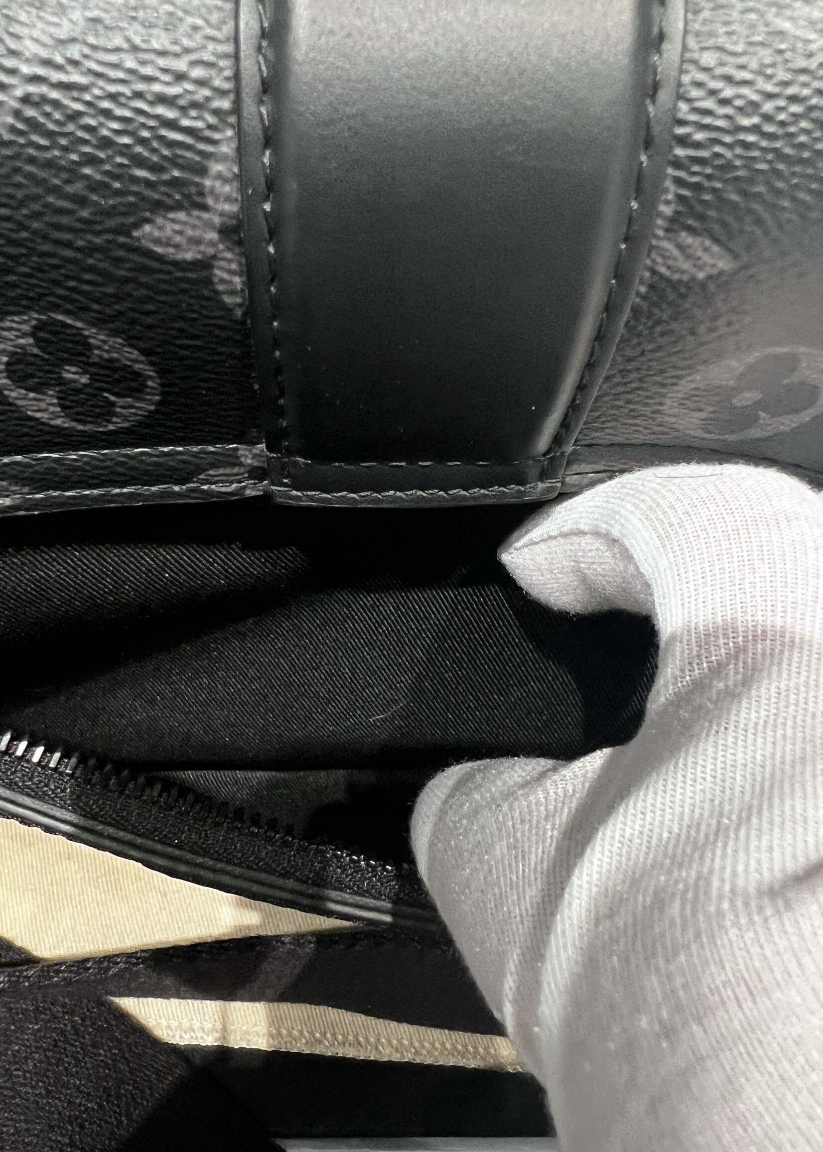 Louis Vuitton SOLD- Louis Vuitton Monogram Eclipse S-Cape