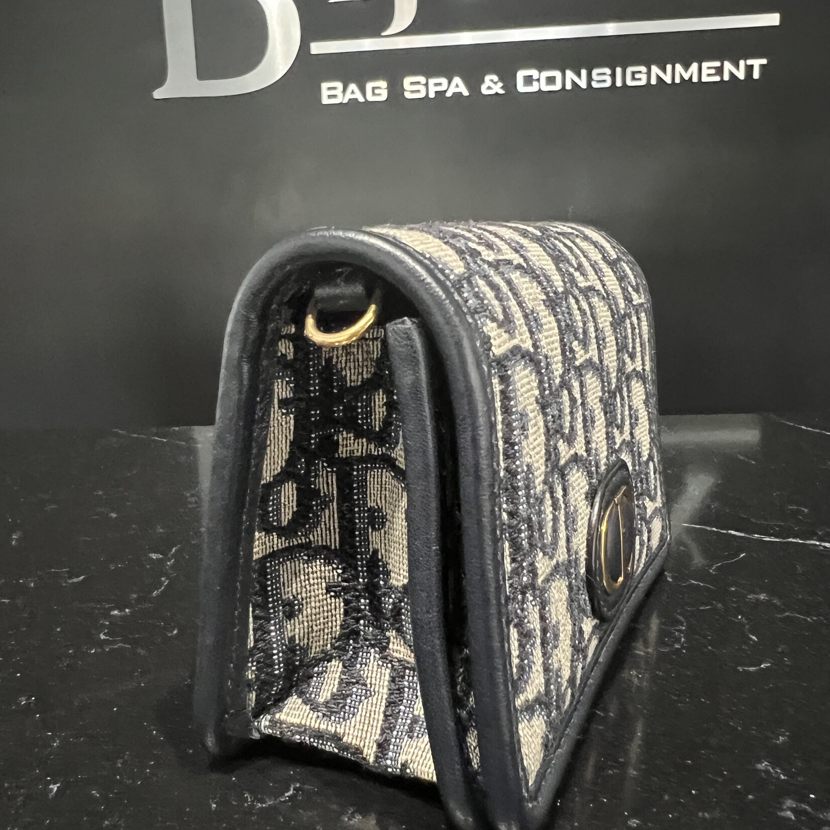 Christian Dior SOLD- Christian Dior Montaigne 30 Nano Chain Pouch