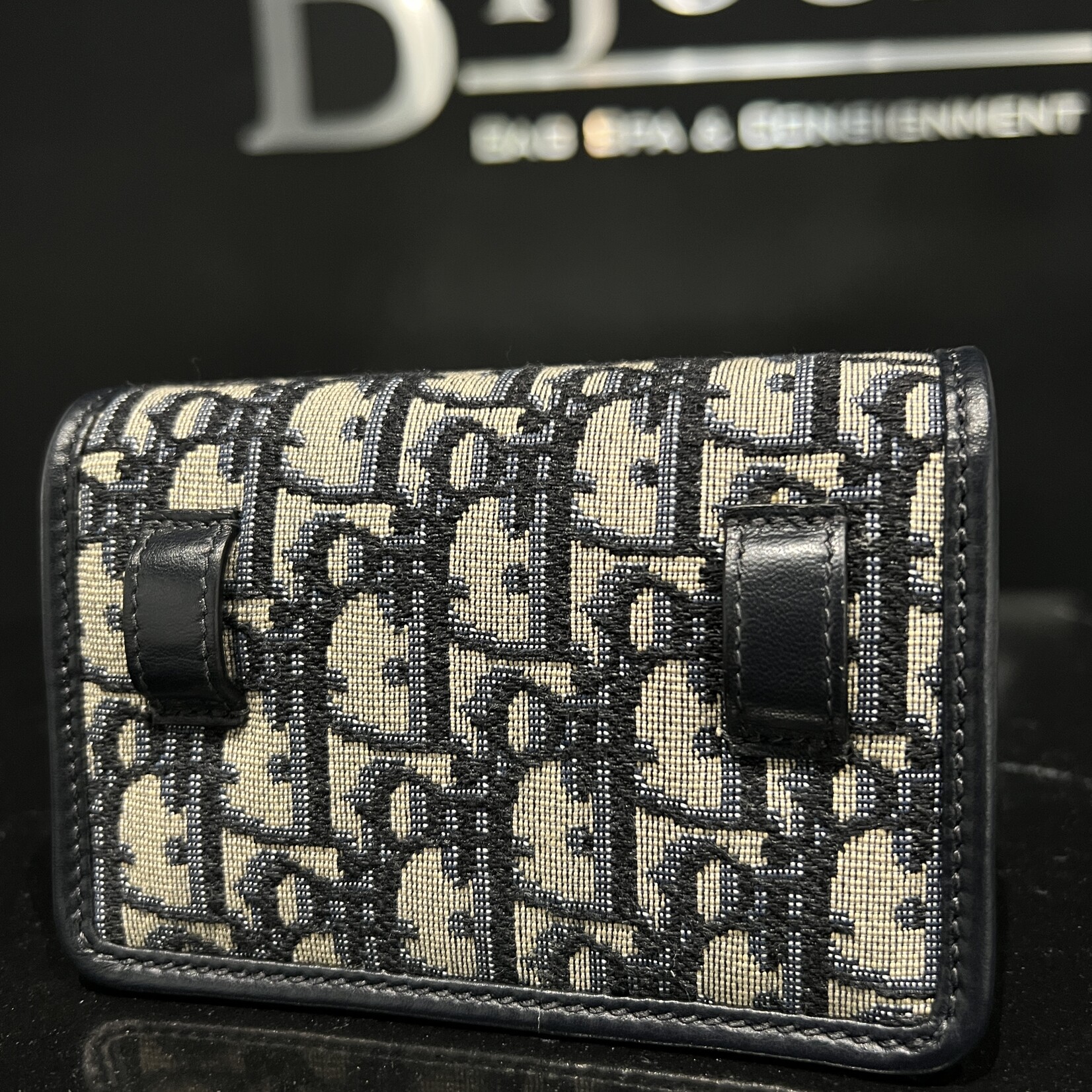 Christian Dior SOLD- Christian Dior Montaigne 30 Nano Chain Pouch