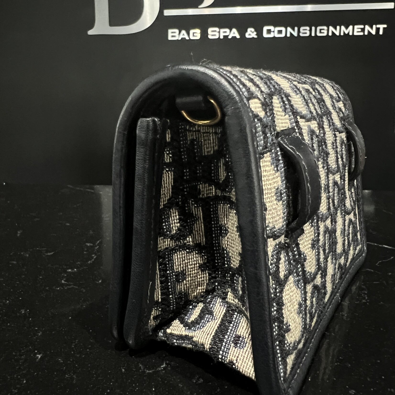 Christian Dior SOLD- Christian Dior Montaigne 30 Nano Chain Pouch